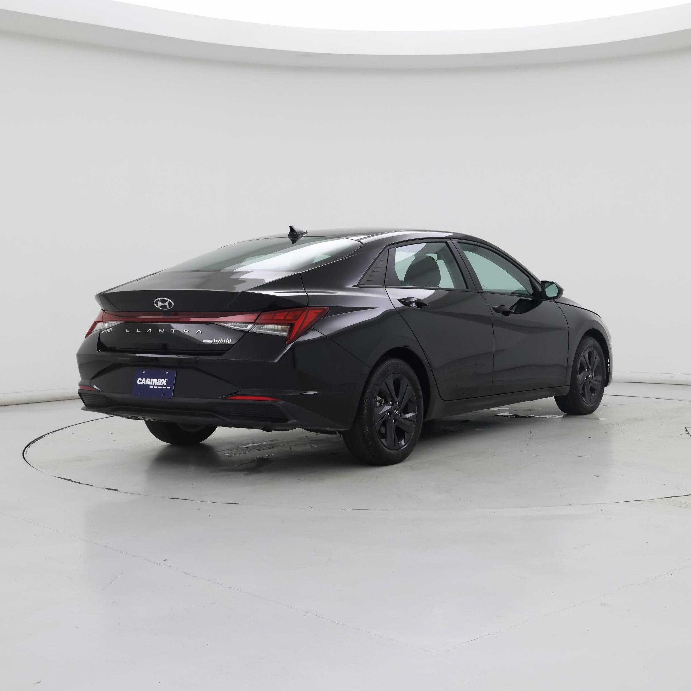 Thumbnail: 2022 Hyundai Elantra - 8