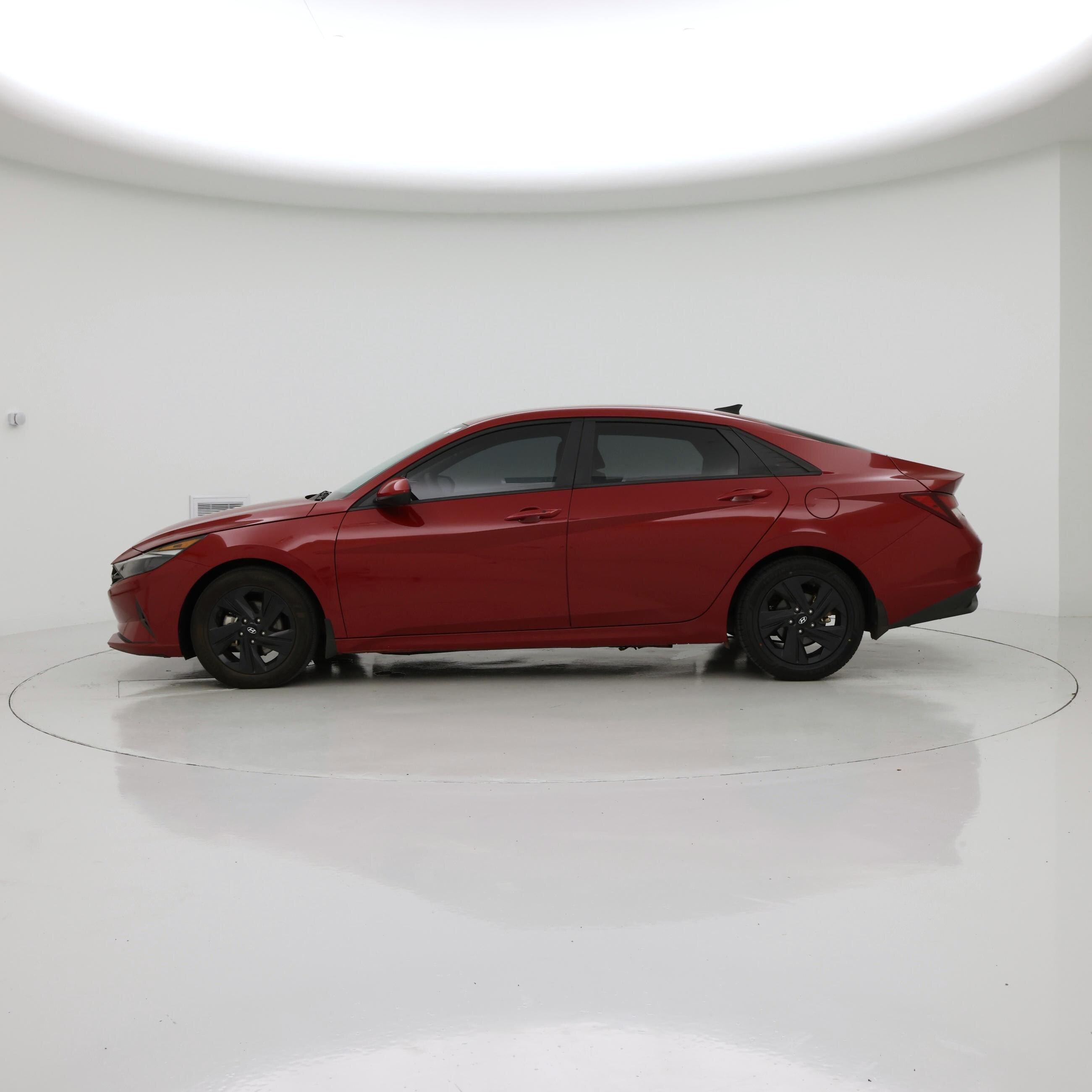 Thumbnail: 2023 Hyundai Elantra - 3