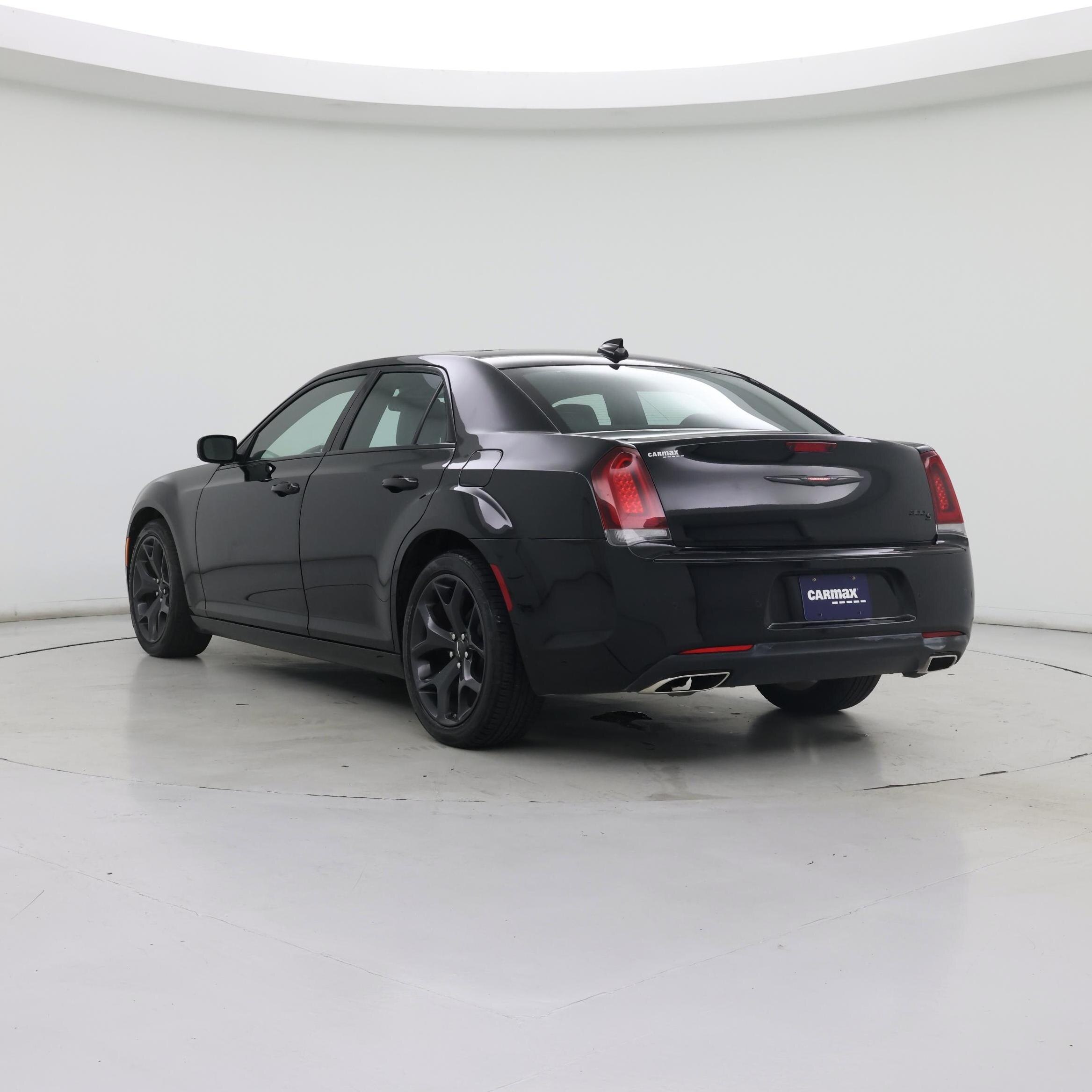 Thumbnail: 2022 Chrysler 300 - 2