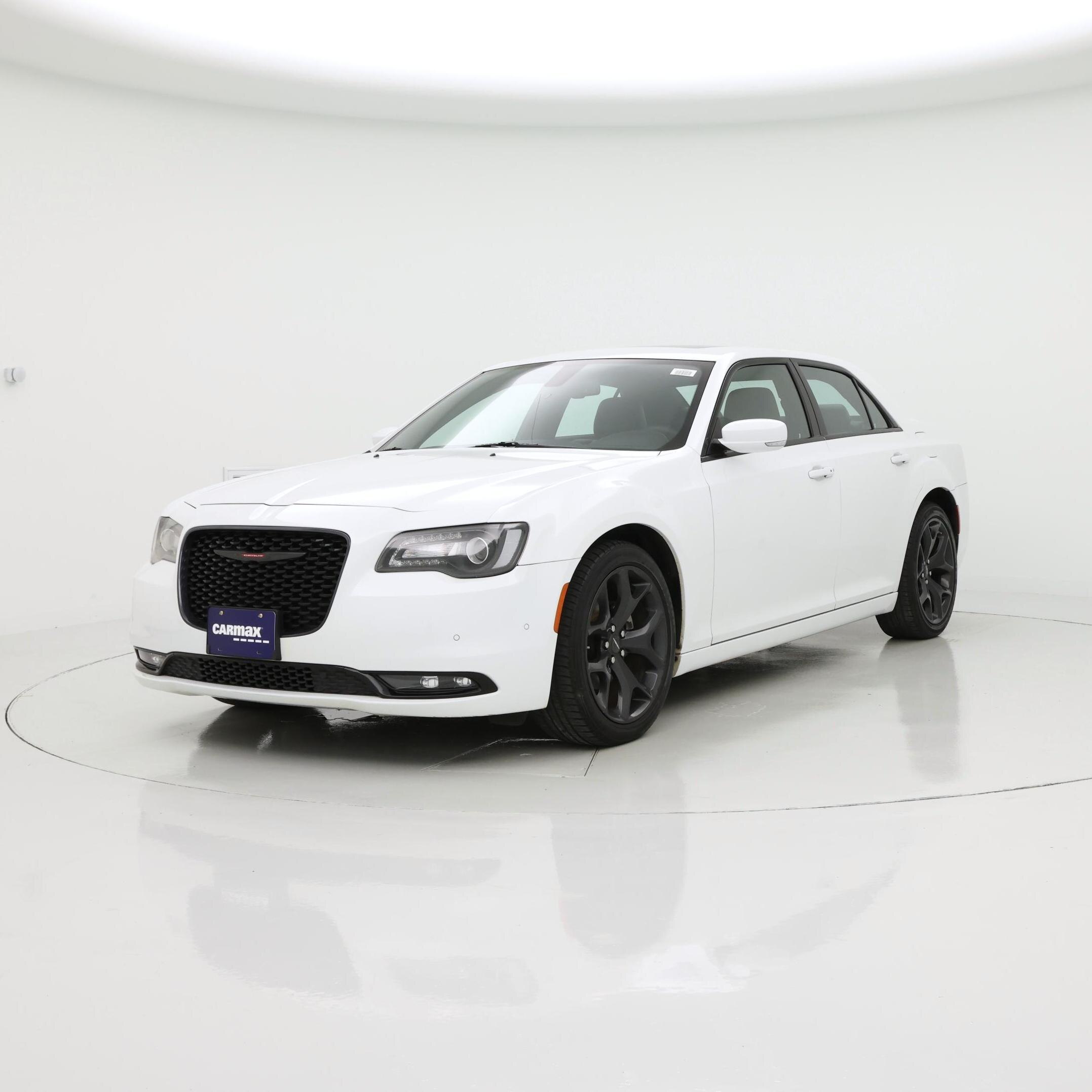 Thumbnail: 2022 Chrysler 300 - 4