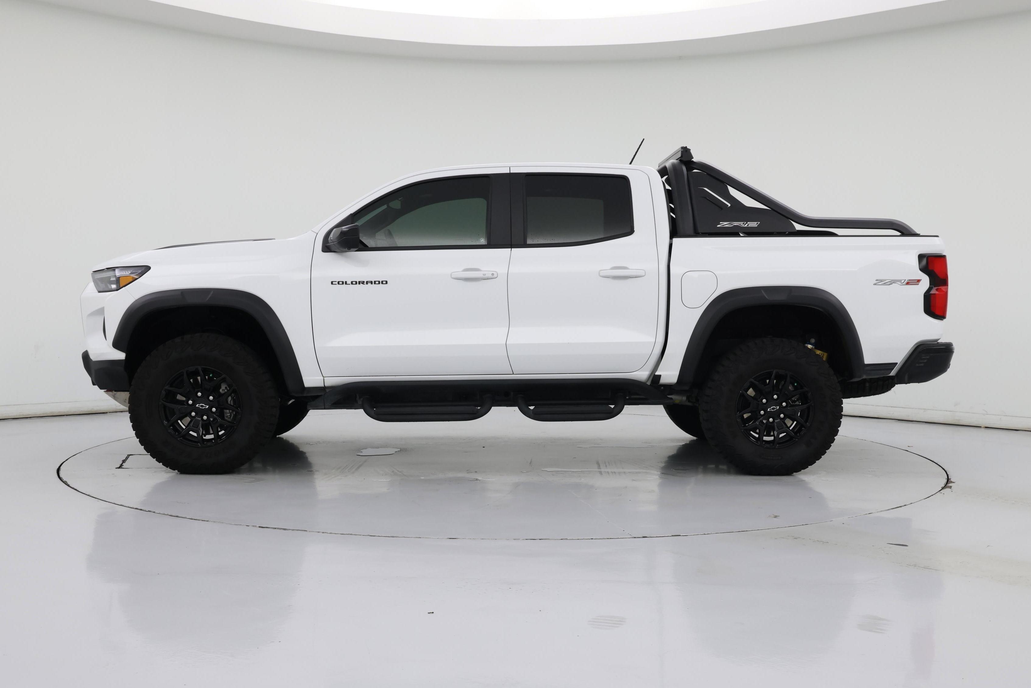 Thumbnail: 2025 Chevrolet Colorado - 3