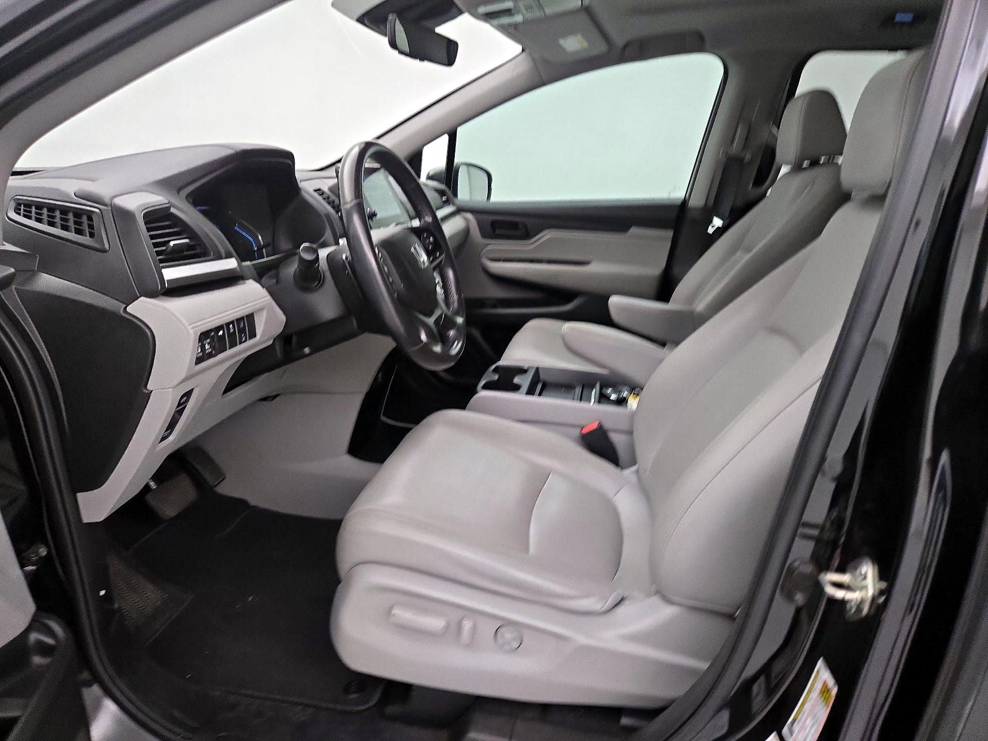 Thumbnail: 2019 Honda Odyssey - 11