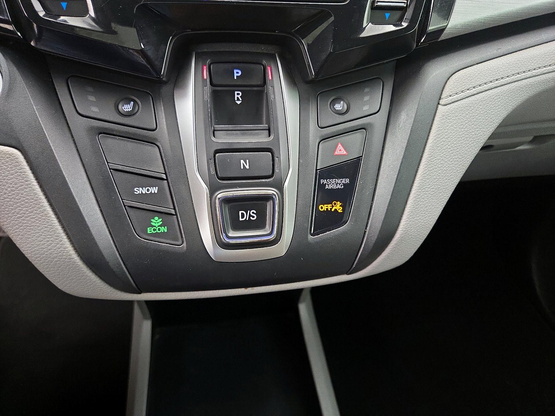 Thumbnail: 2019 Honda Odyssey - 17