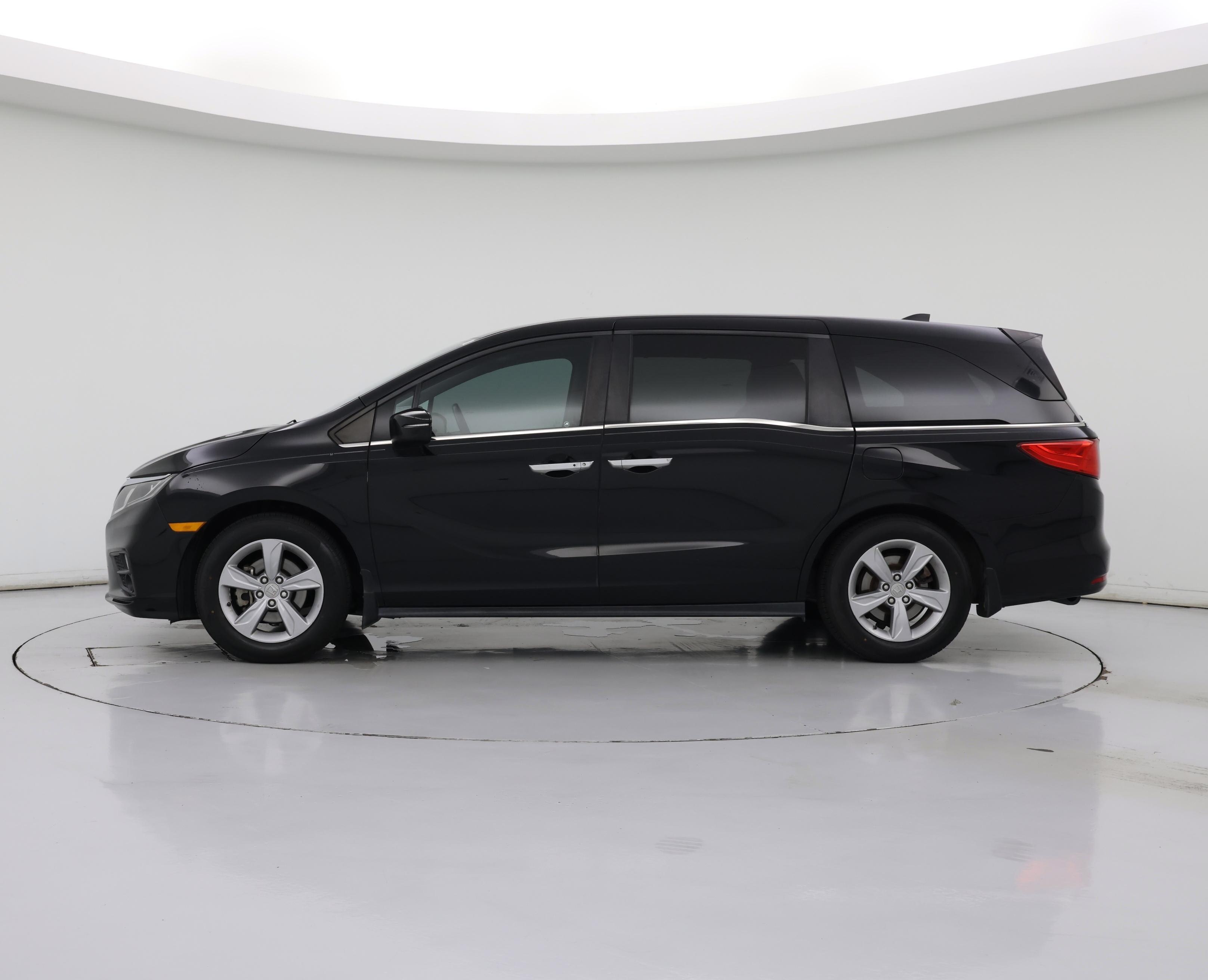 Thumbnail: 2019 Honda Odyssey - 3