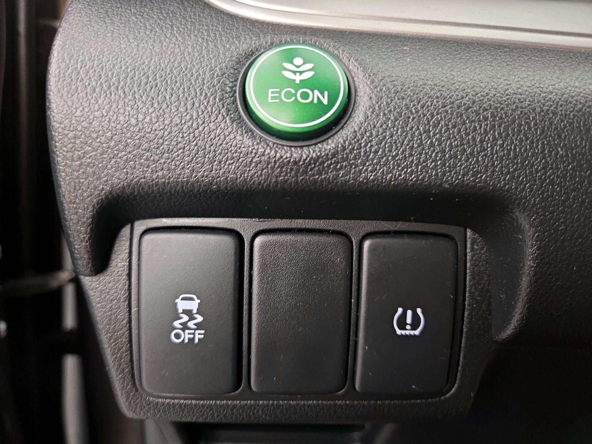 Thumbnail: 2016 Honda CR-V - 13