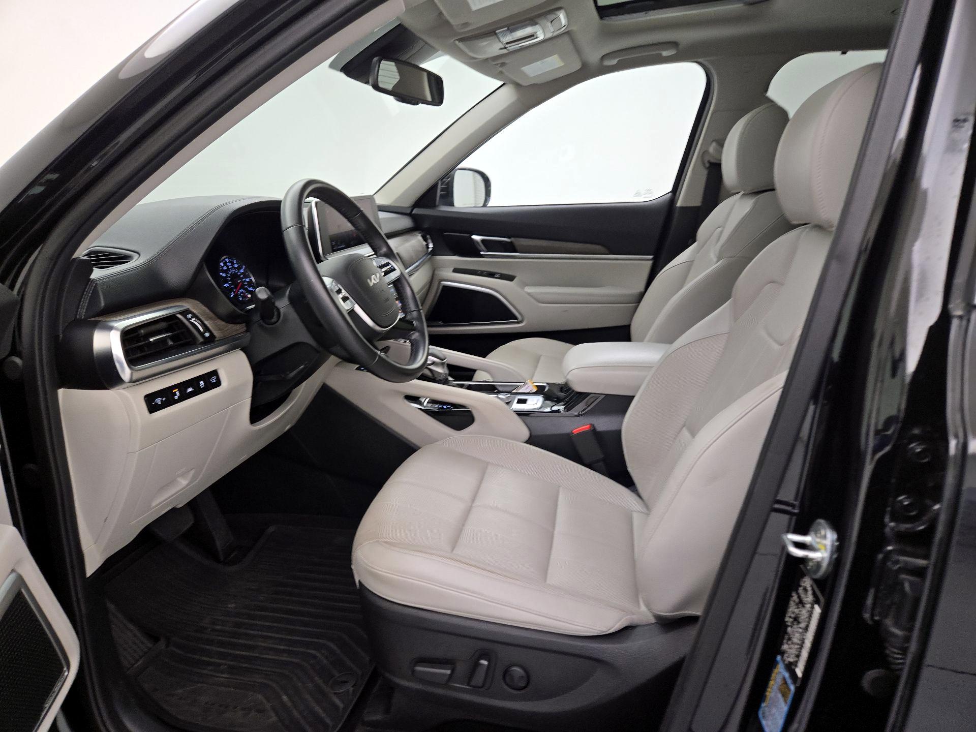 Thumbnail: 2022 Kia Telluride - 11