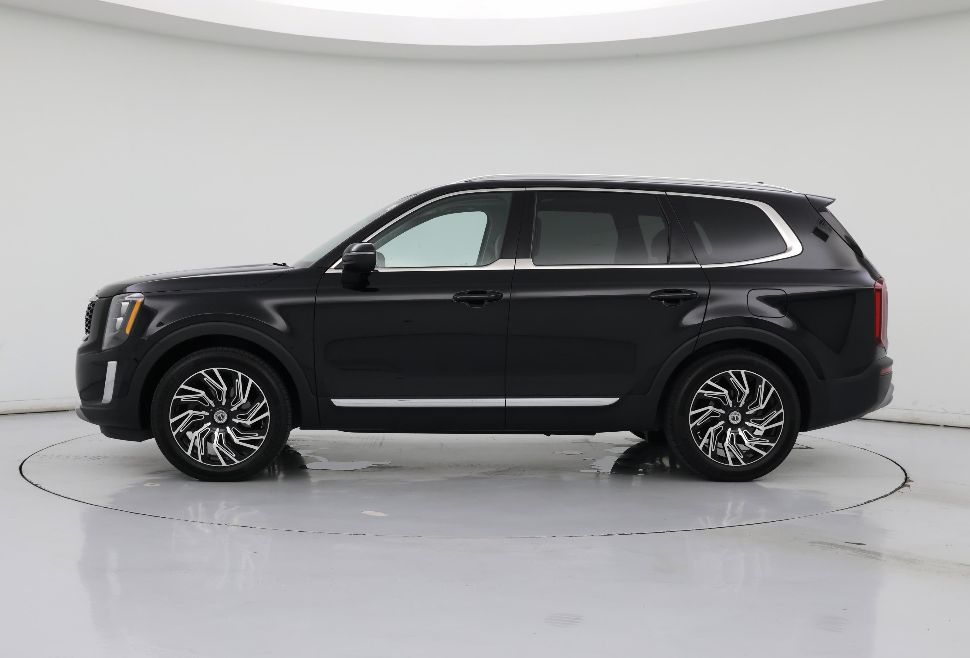 Thumbnail: 2022 Kia Telluride - 3