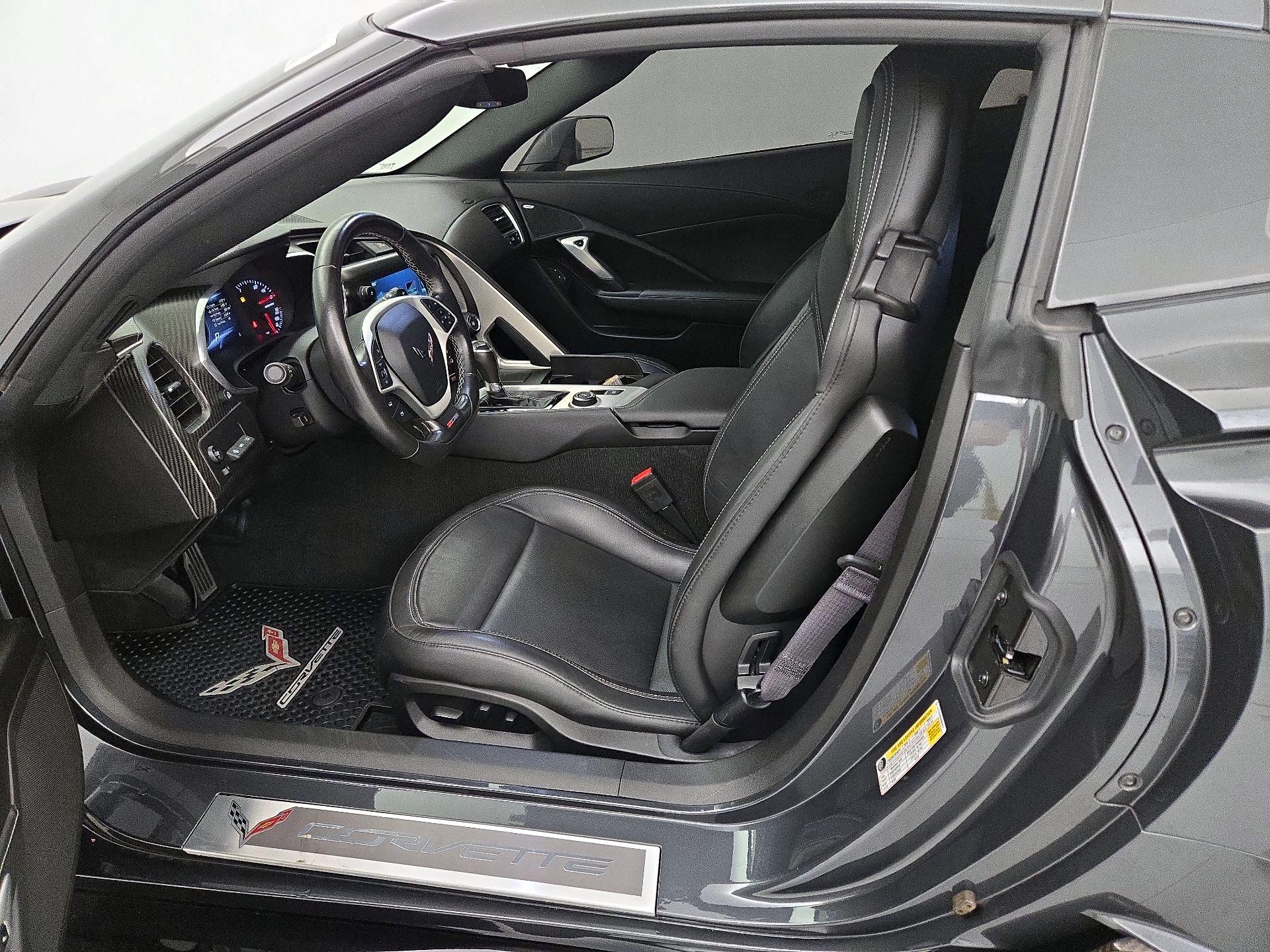 Thumbnail: 2017 Chevrolet Corvette - 11