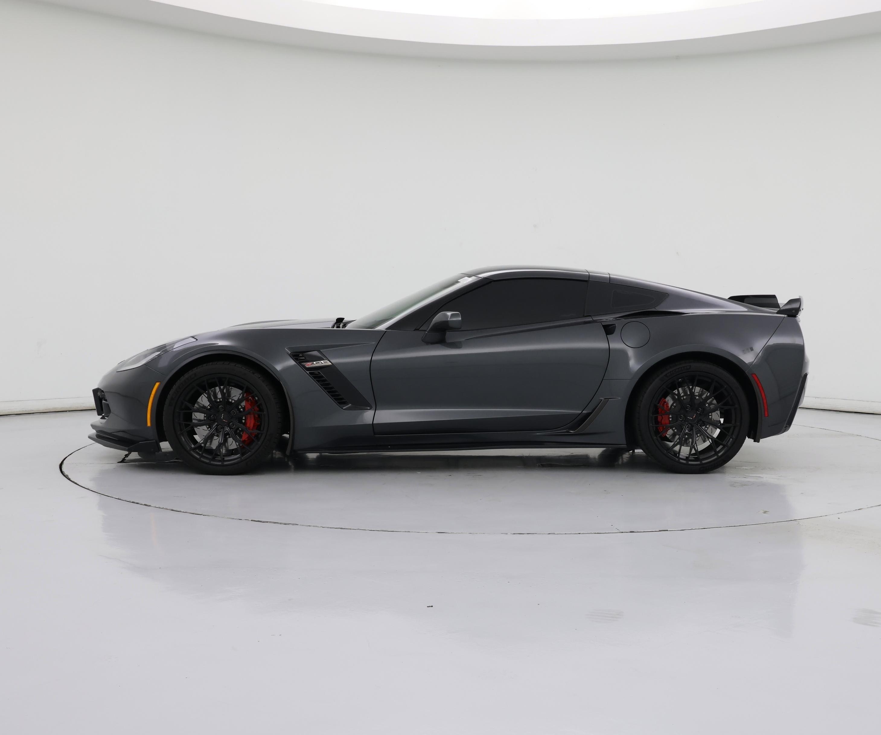 Thumbnail: 2017 Chevrolet Corvette - 3