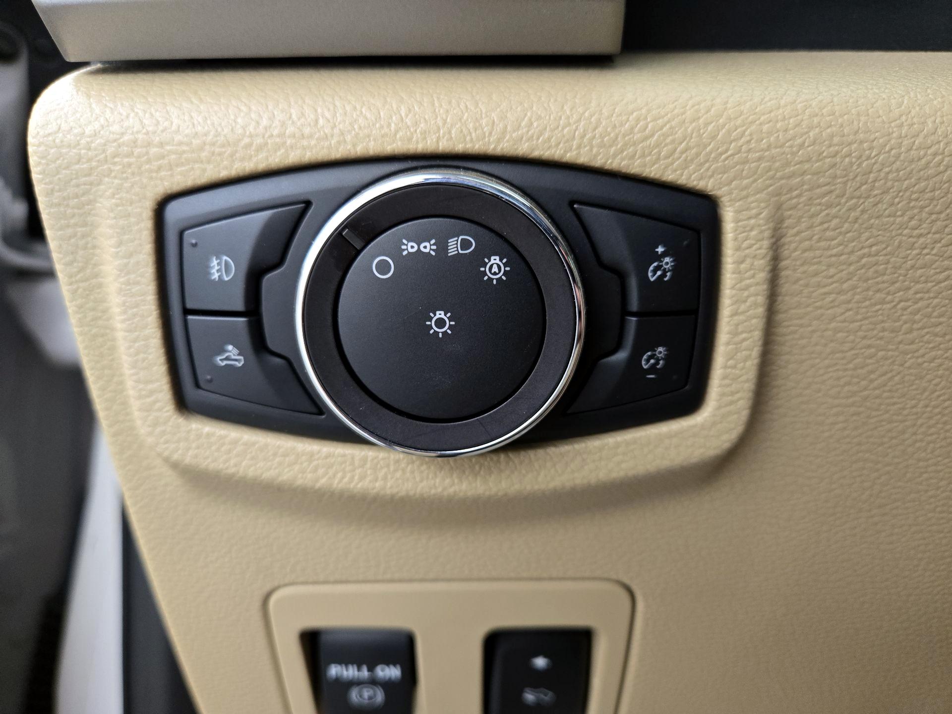 Thumbnail: 2019 Ford F-150 - 13