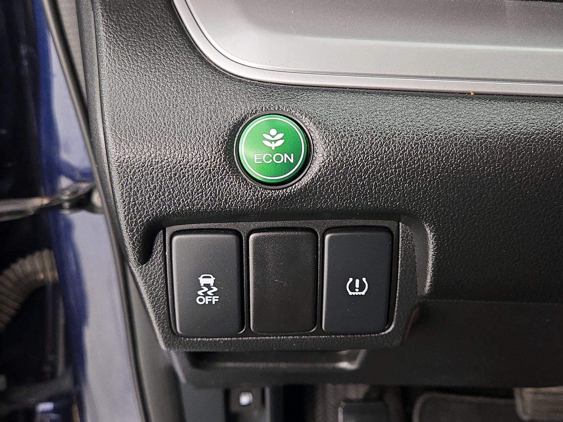 Thumbnail: 2015 Honda CR-V - 13