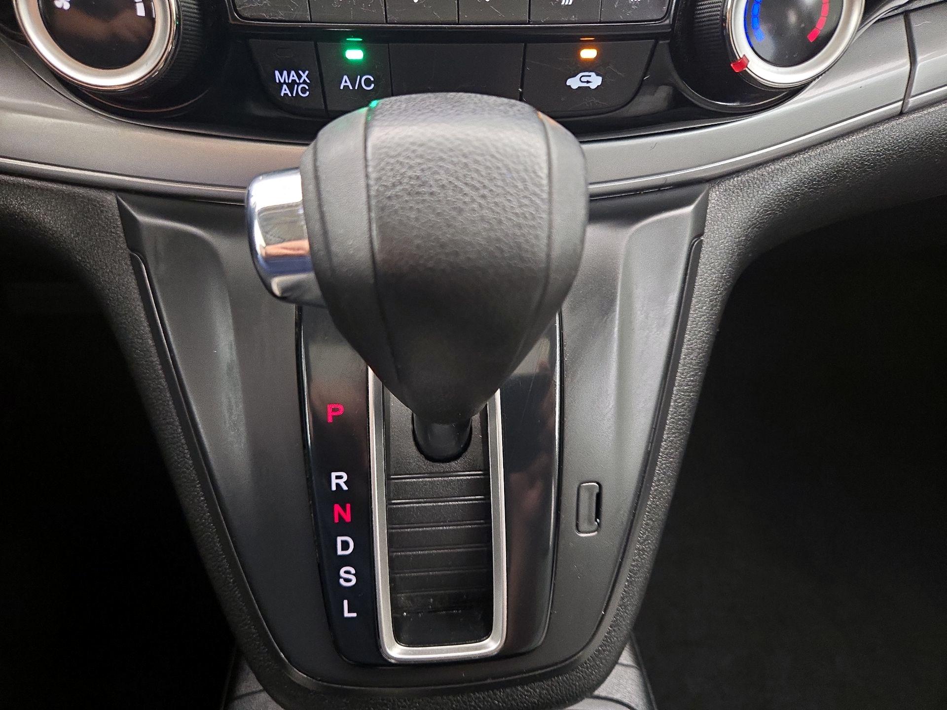 Thumbnail: 2015 Honda CR-V - 17