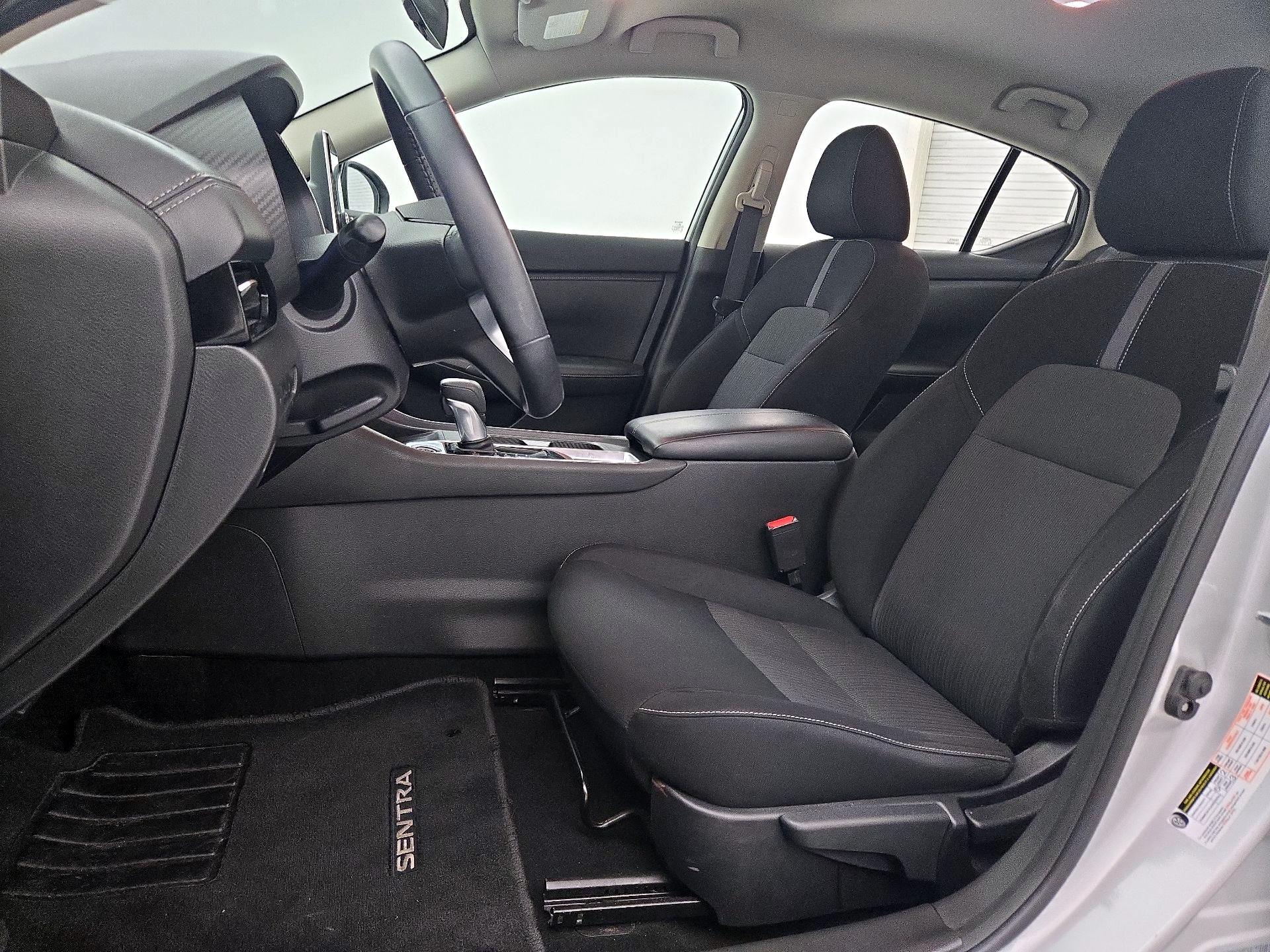 Thumbnail: 2021 Nissan Sentra - 11