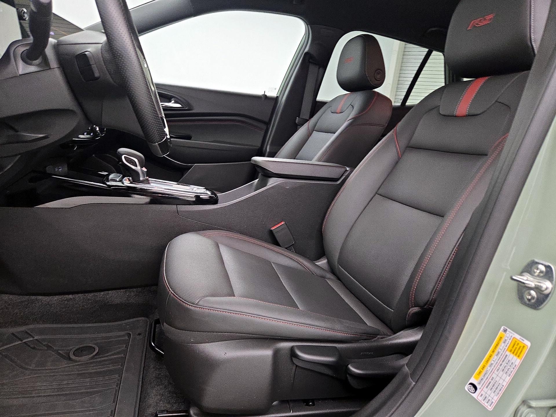 Thumbnail: 2024 Chevrolet Trax - 11