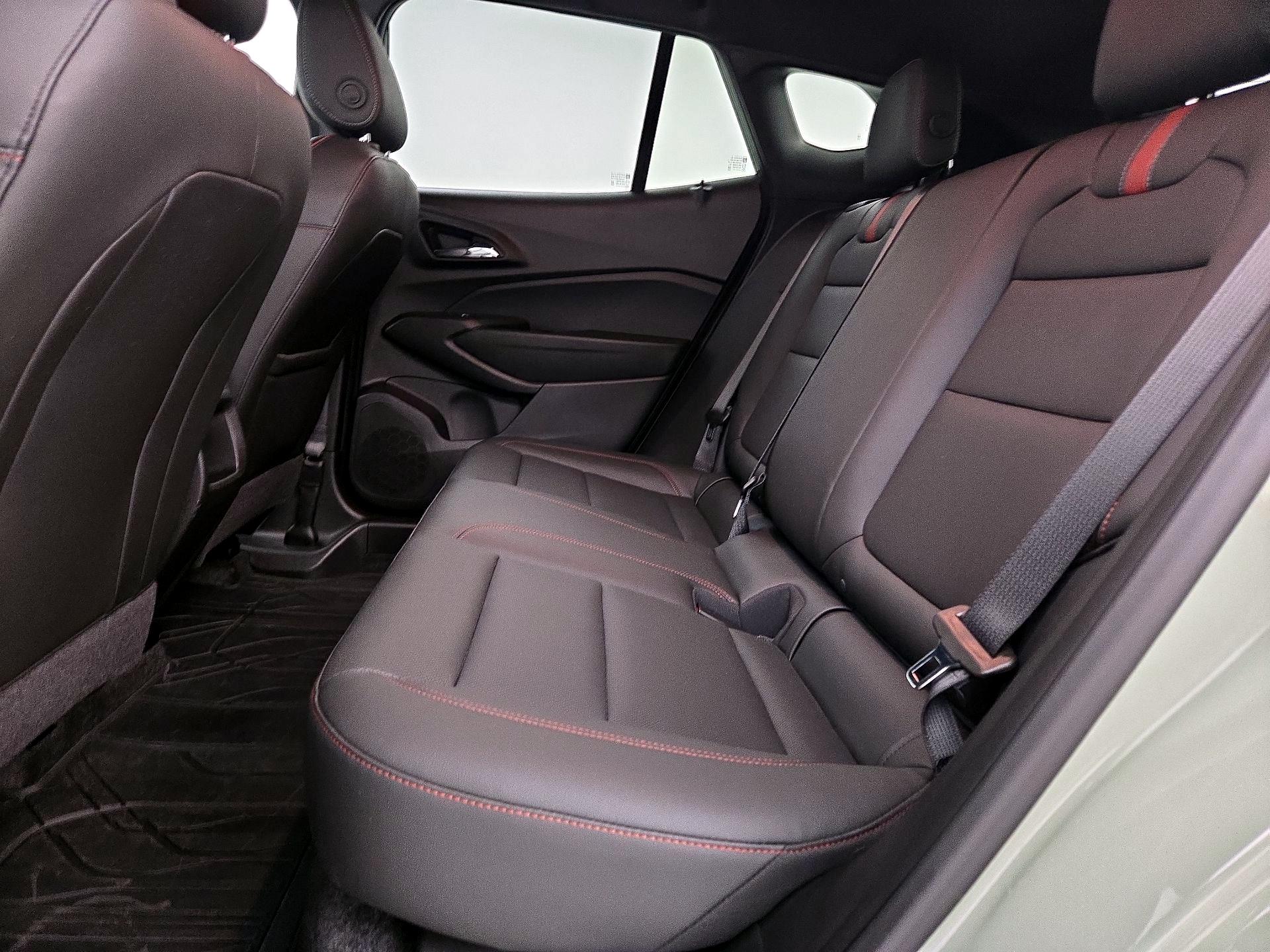 Thumbnail: 2024 Chevrolet Trax - 19