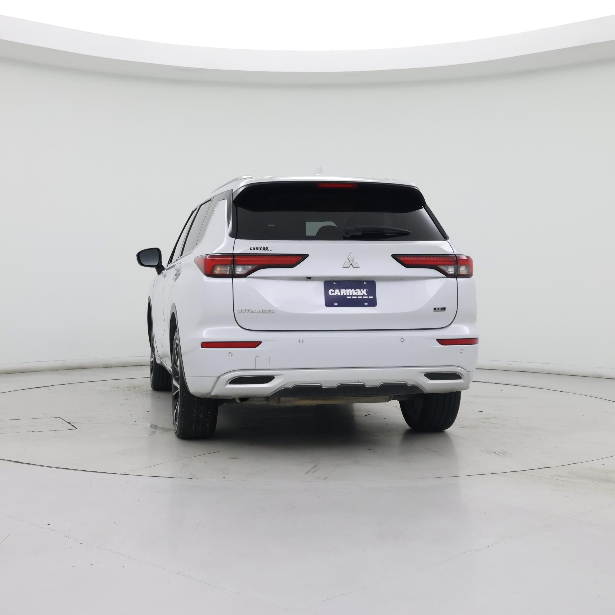 Thumbnail: 2022 Mitsubishi Outlander - 6