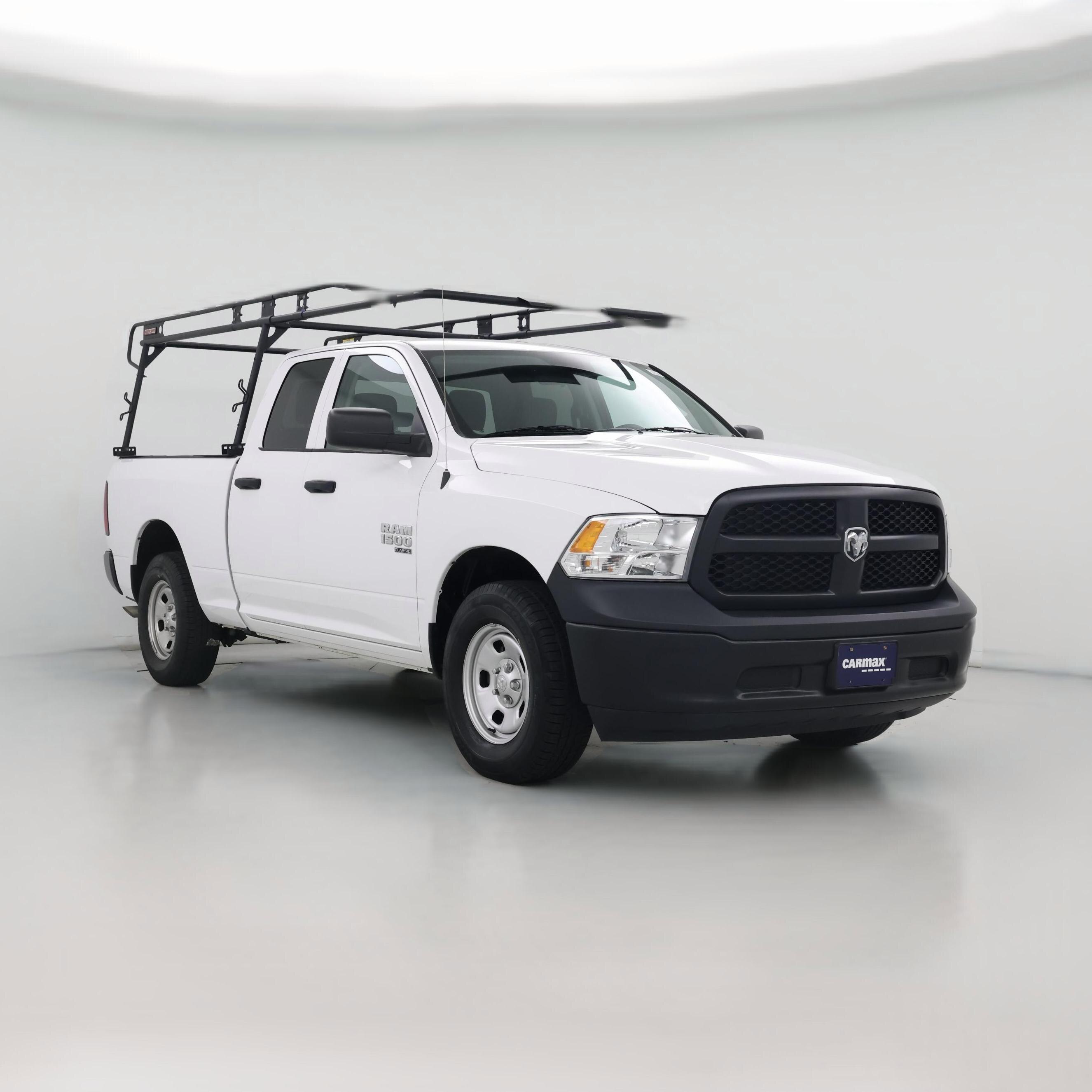Thumbnail: 2022 RAM 1500 Classic - 1