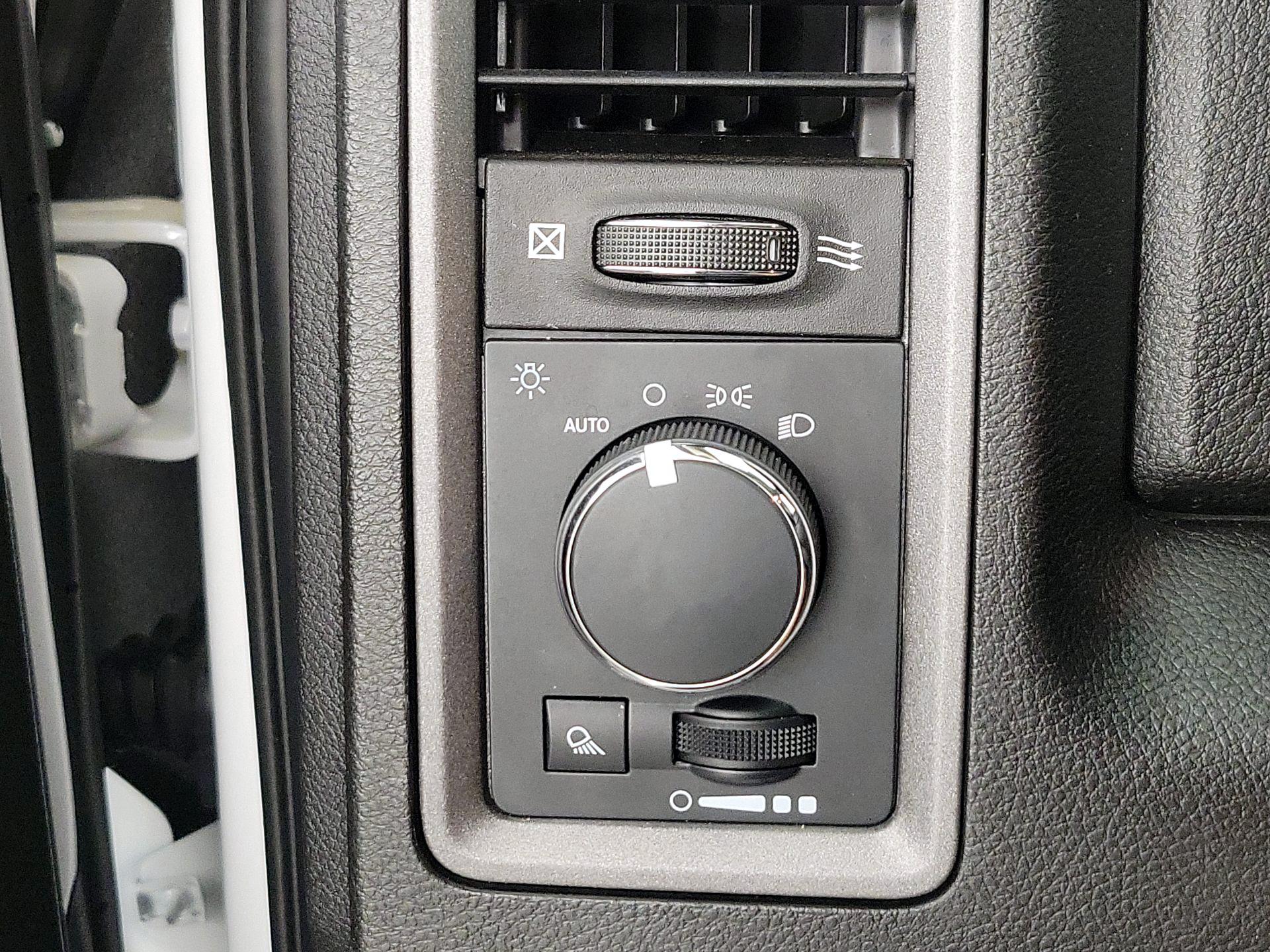 Thumbnail: 2022 RAM 1500 Classic - 13