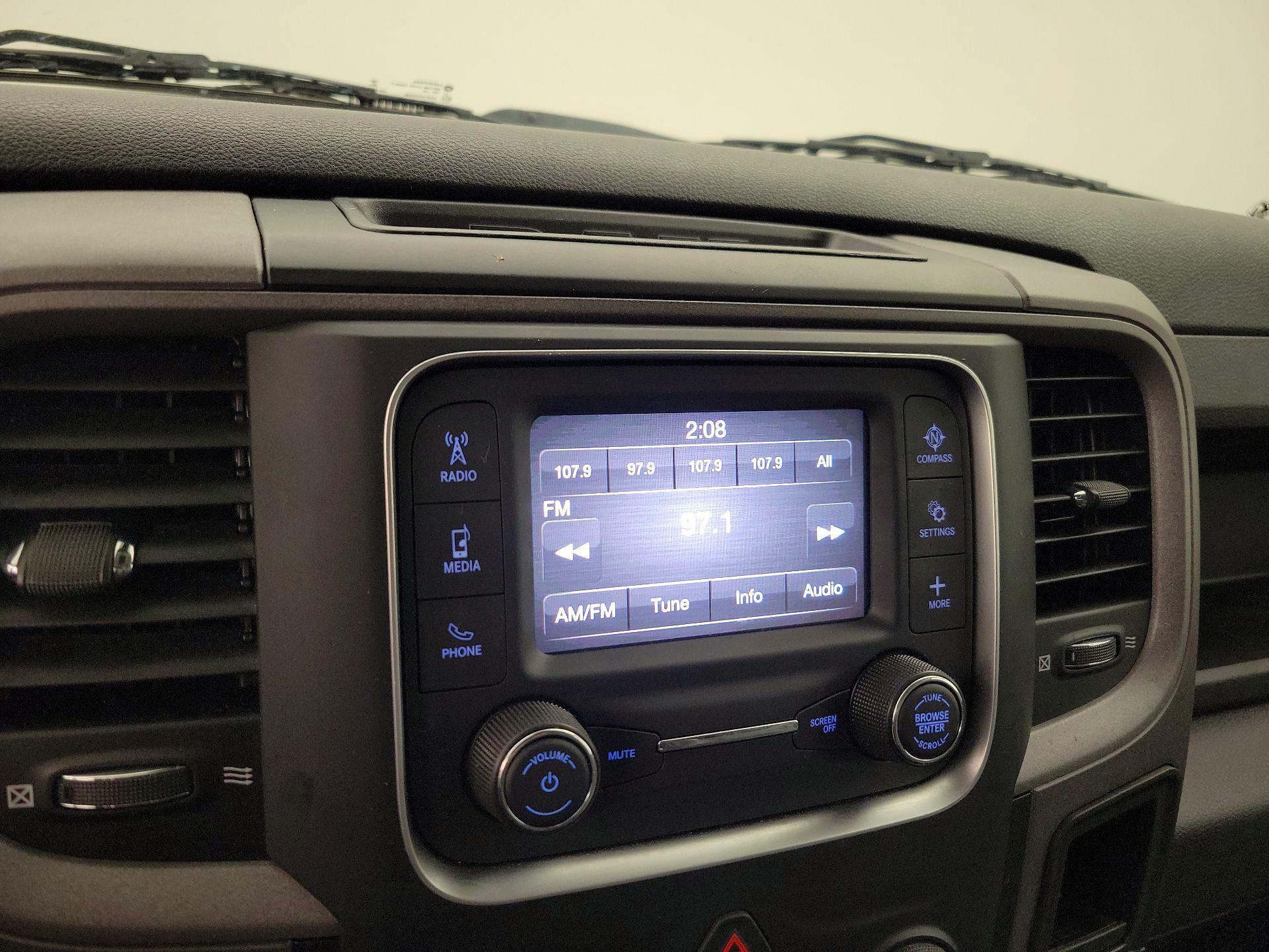 Thumbnail: 2022 RAM 1500 Classic - 15