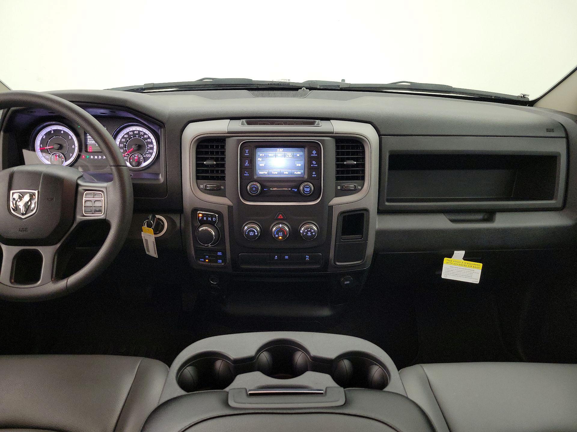 Thumbnail: 2023 RAM 1500 Classic - 9