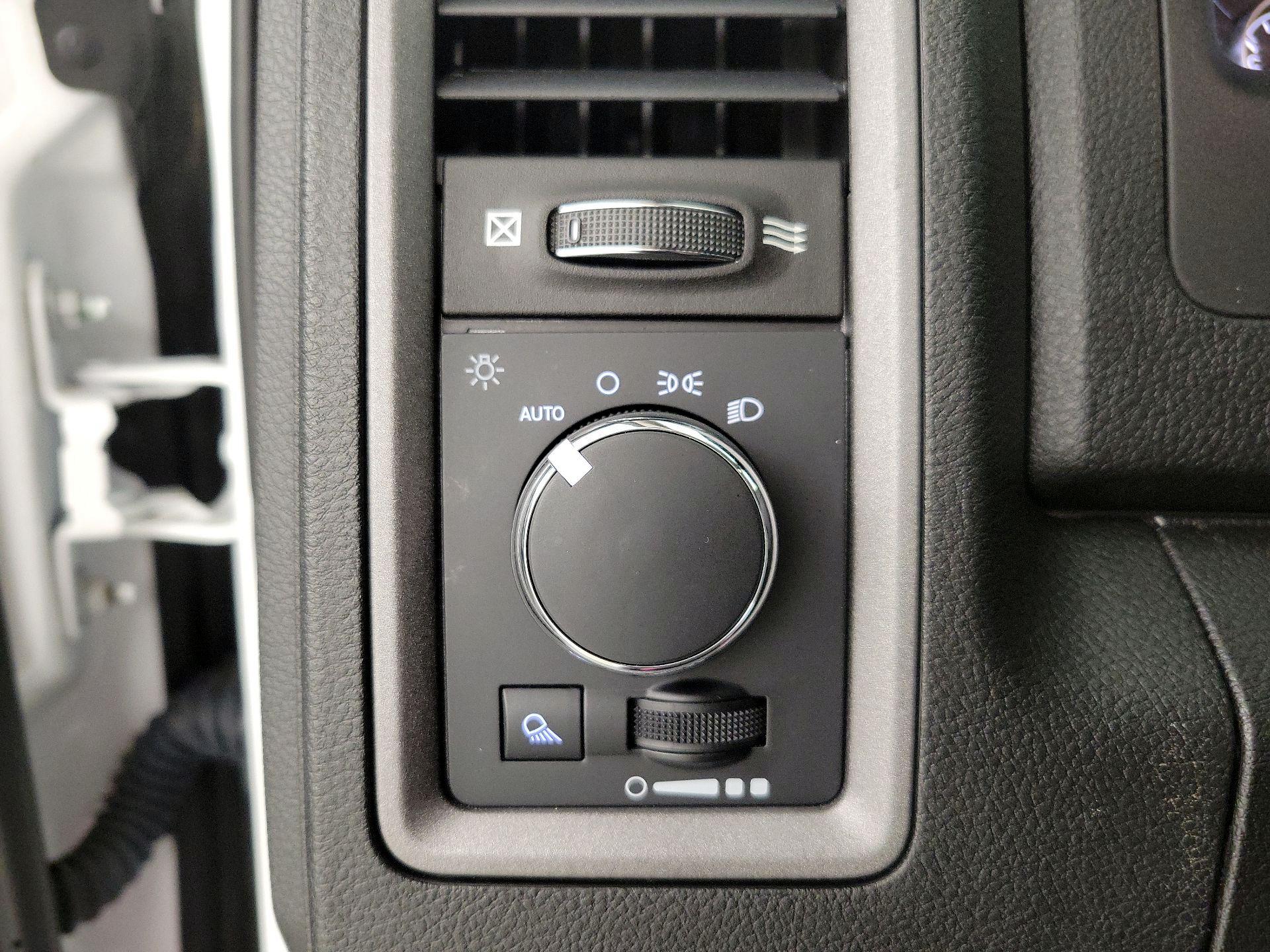 Thumbnail: 2023 RAM 1500 Classic - 13