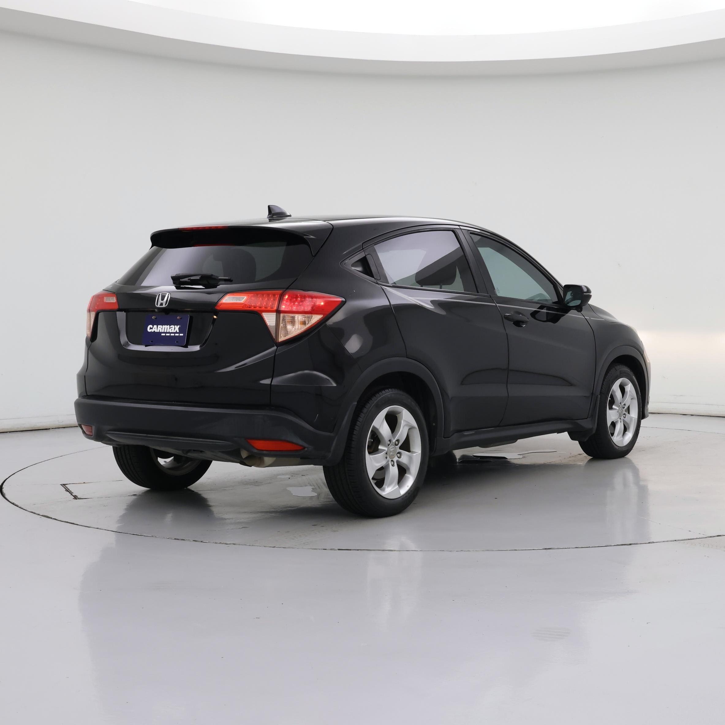 Thumbnail: 2016 Honda HR-V - 8