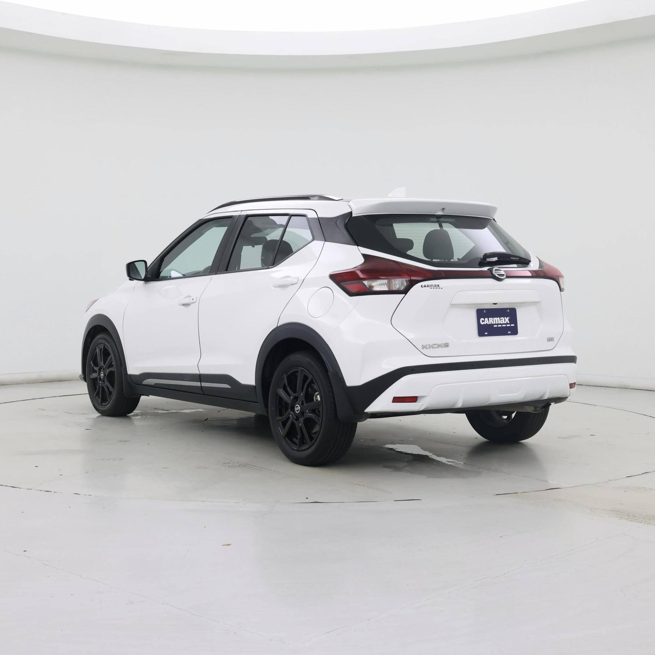 Thumbnail: 2021 Nissan Kicks - 2