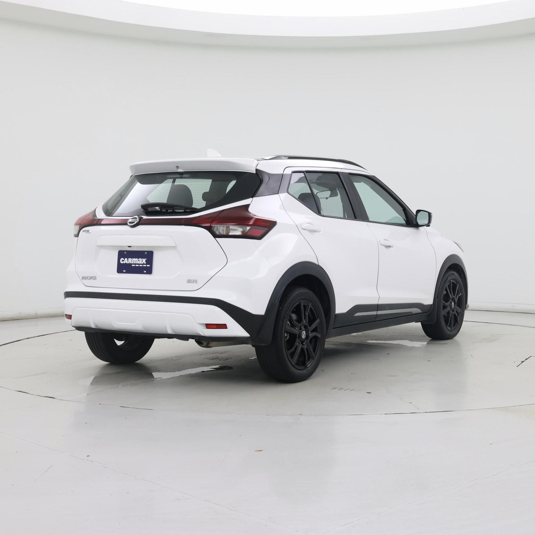 Thumbnail: 2021 Nissan Kicks - 8