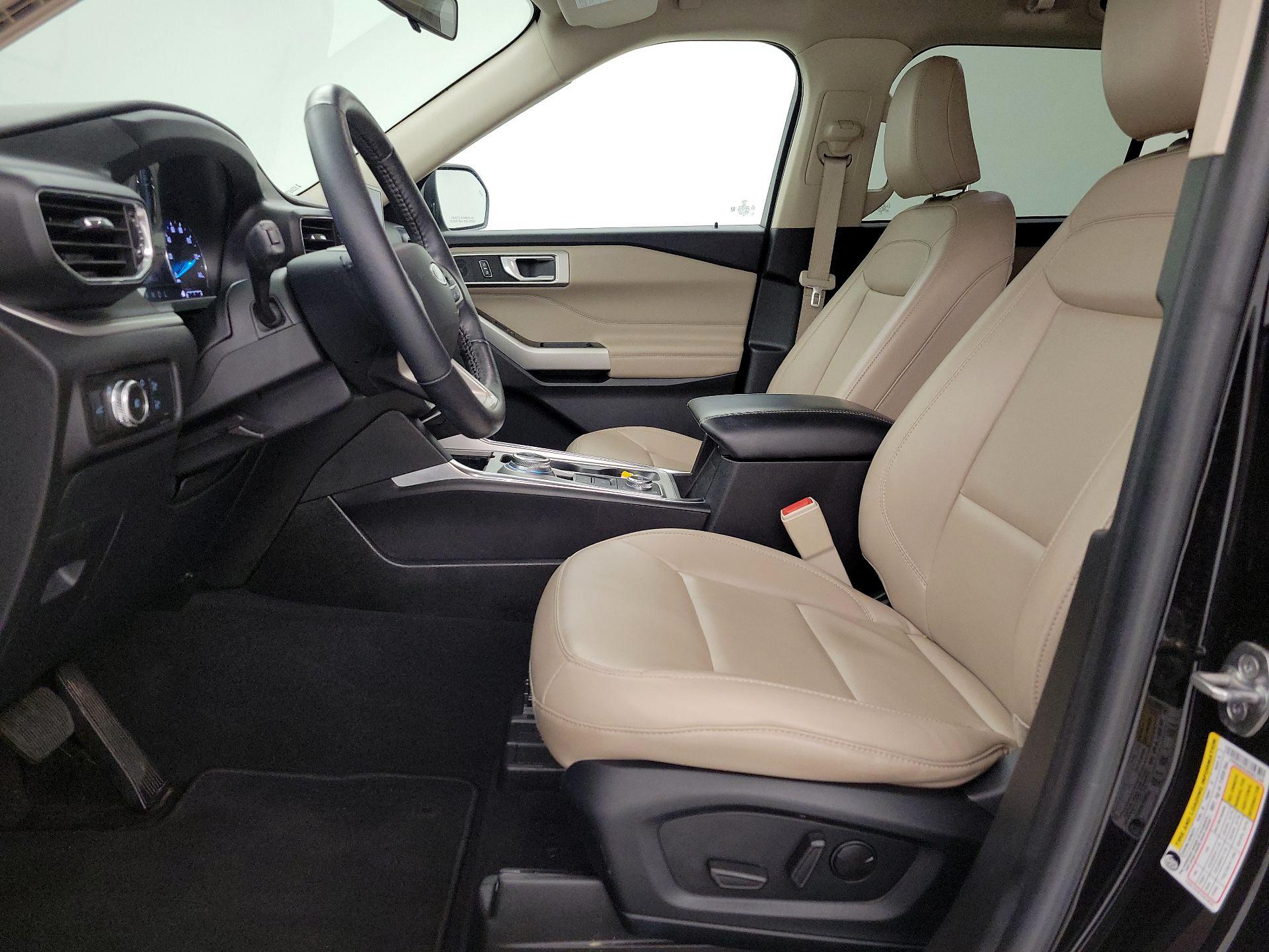 Thumbnail: 2021 Ford Explorer - 11