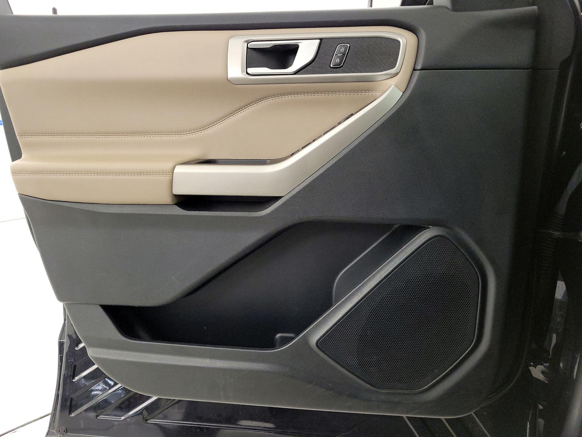 Thumbnail: 2021 Ford Explorer - 12