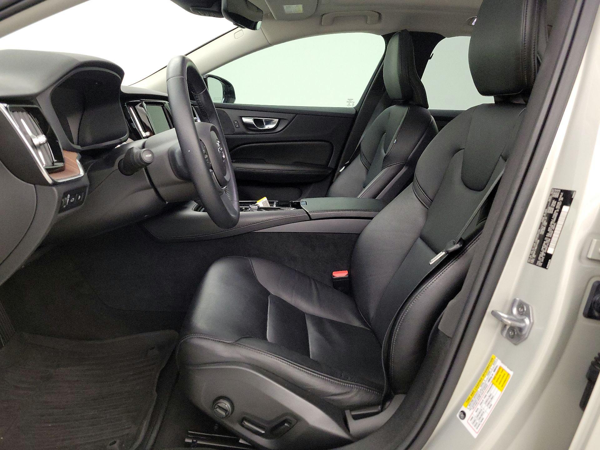 Thumbnail: 2022 Volvo S60 - 11