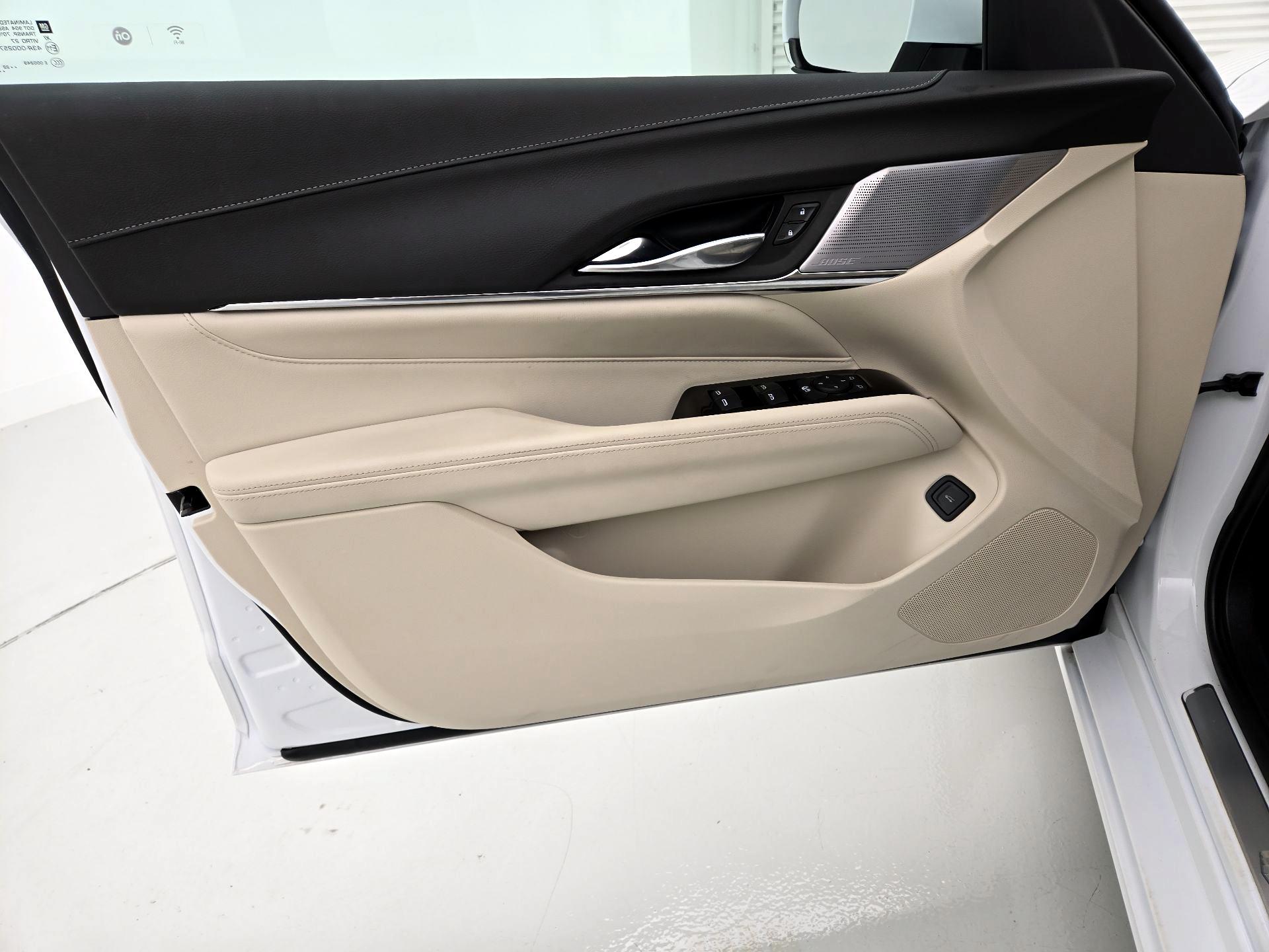 Thumbnail: 2023 Cadillac CT4 - 12
