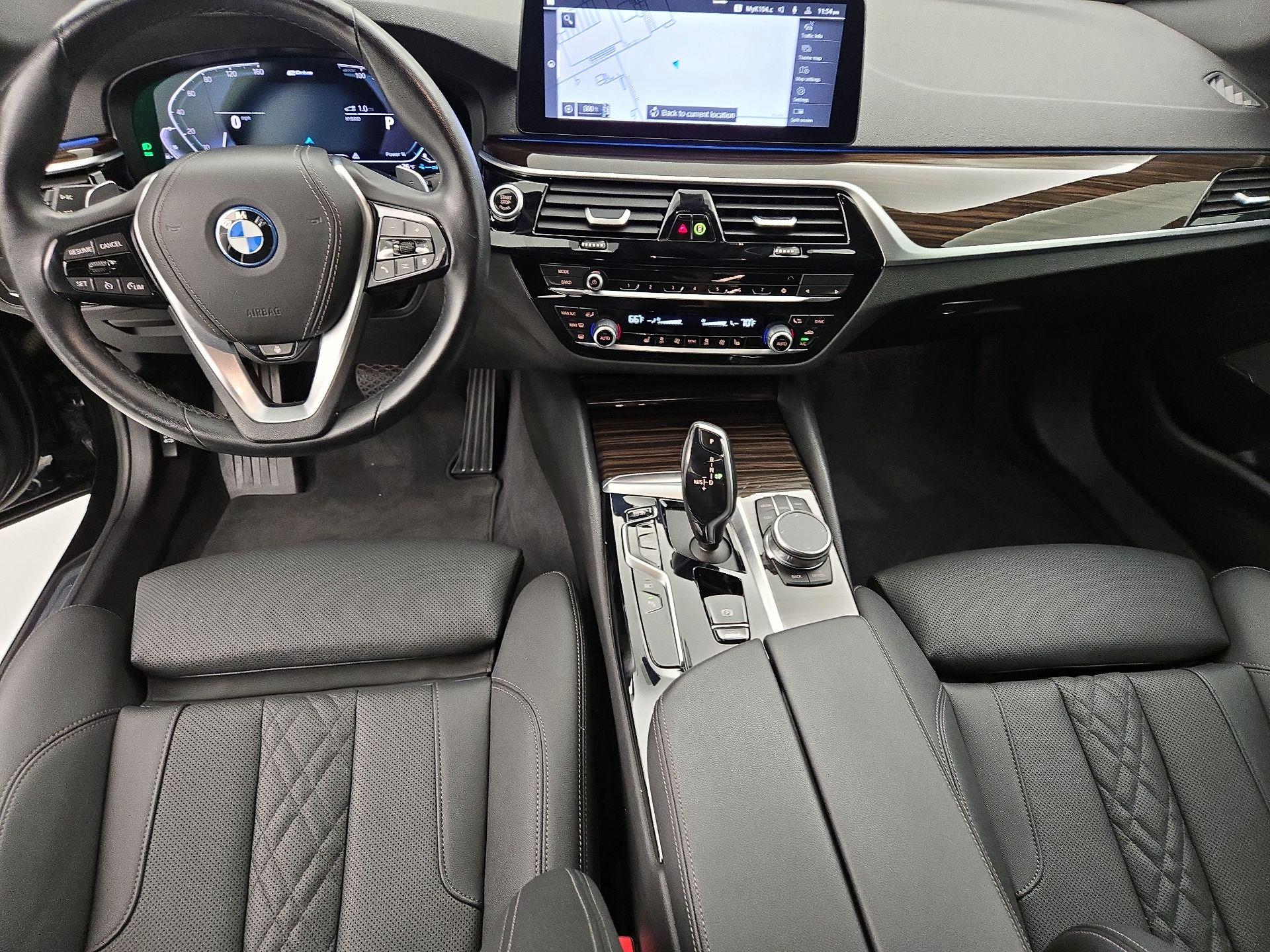 Thumbnail: 2023 BMW 5 Series - 9