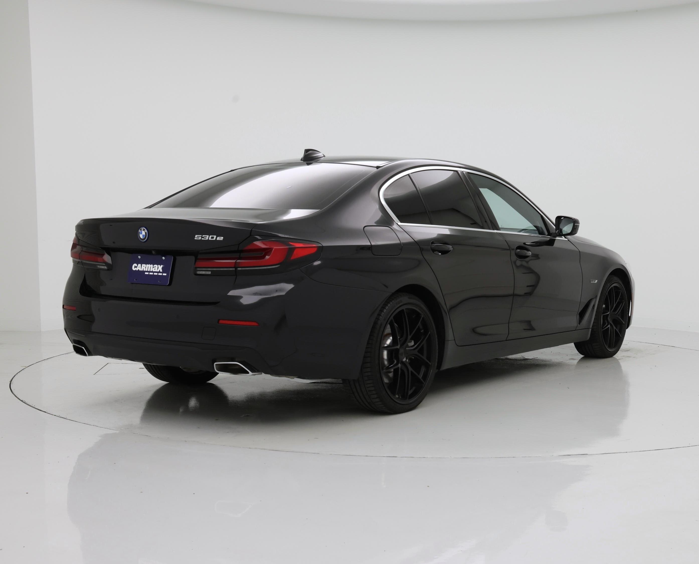 Thumbnail: 2023 BMW 5 Series - 8
