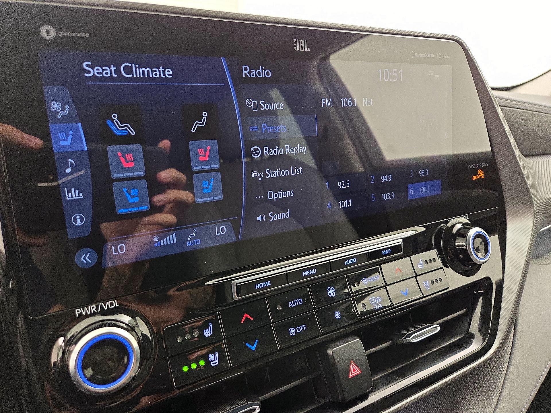 Thumbnail: 2021 Toyota Highlander - 17