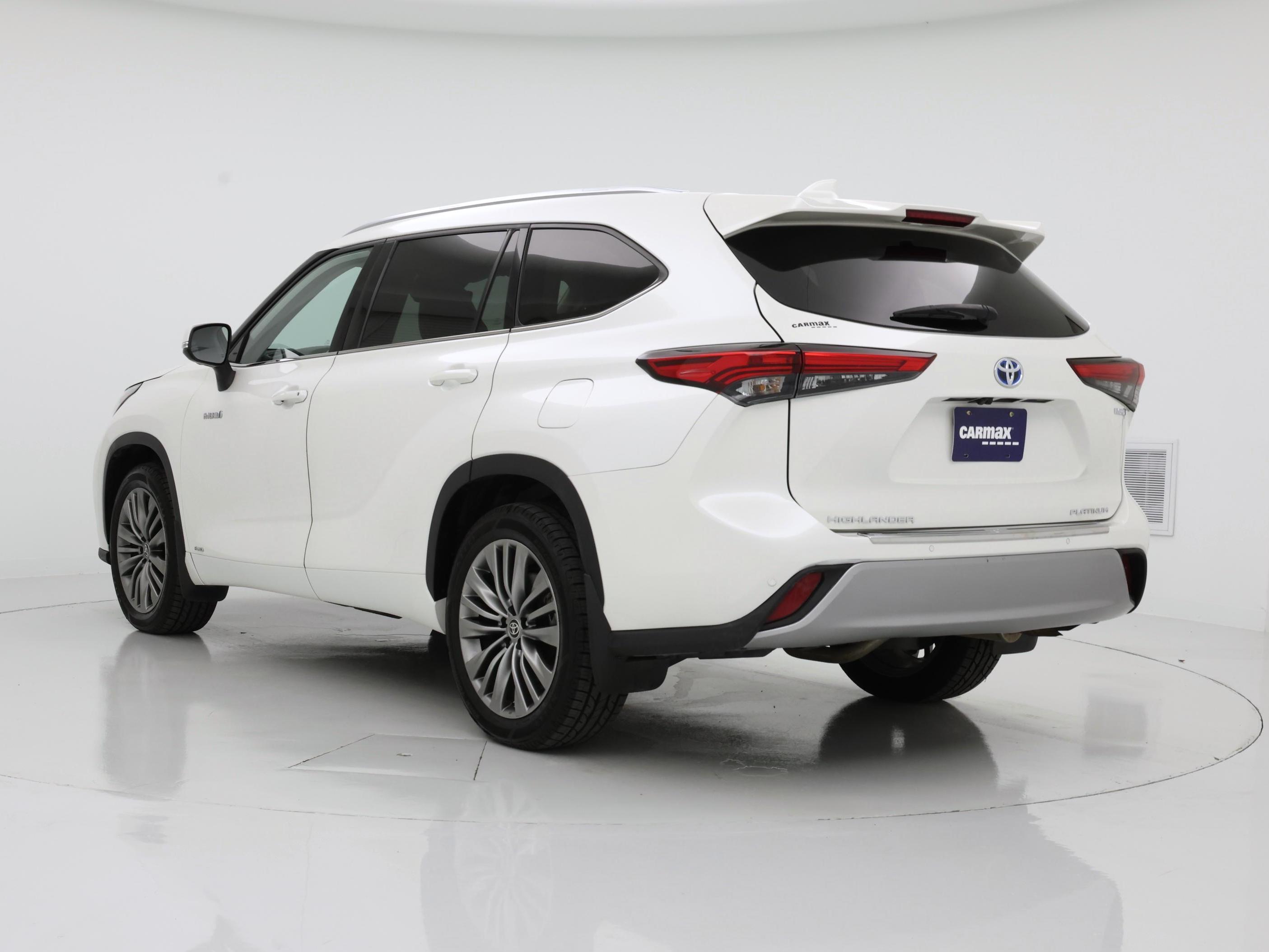 Thumbnail: 2021 Toyota Highlander - 2