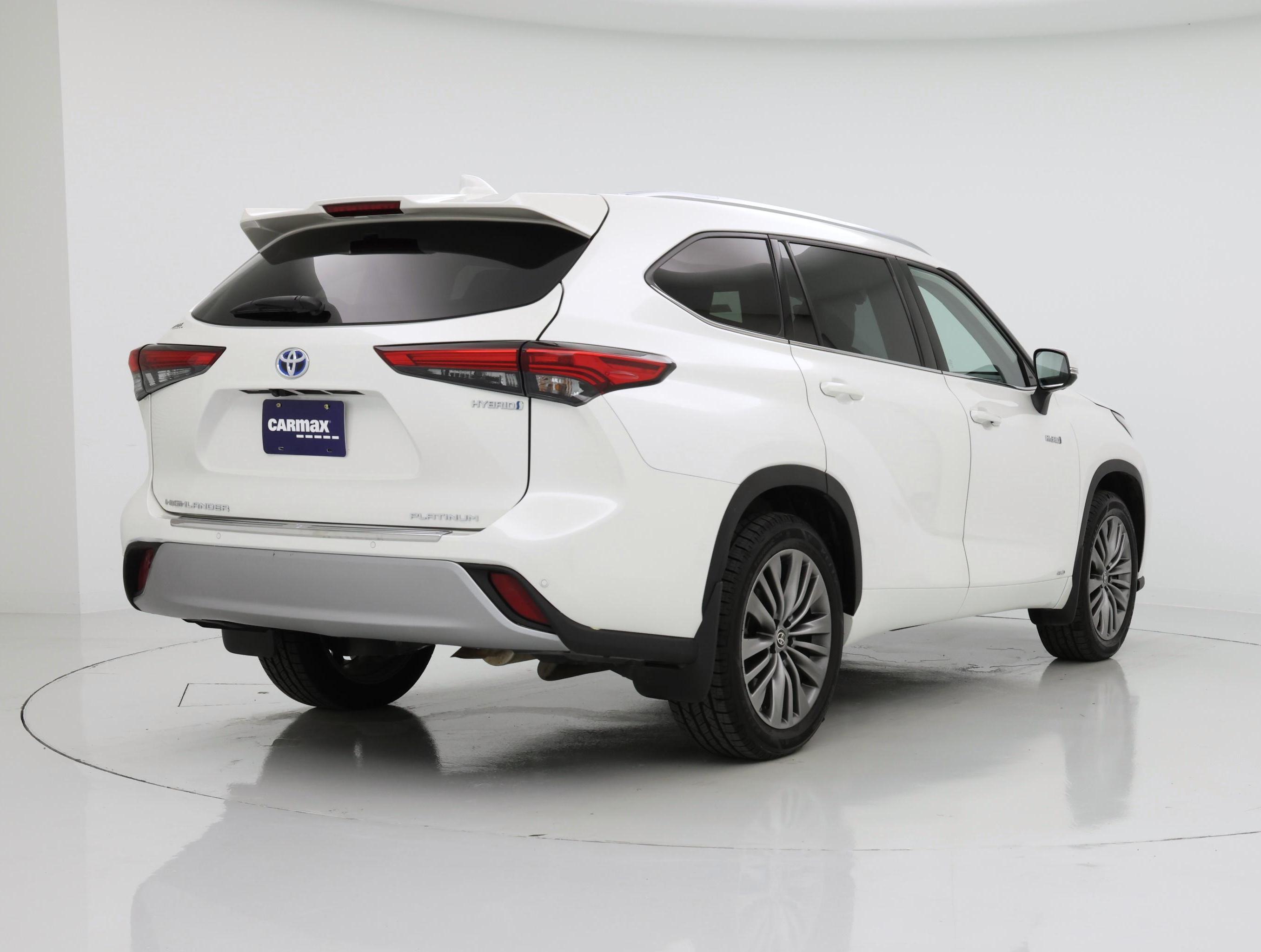 Thumbnail: 2021 Toyota Highlander - 8