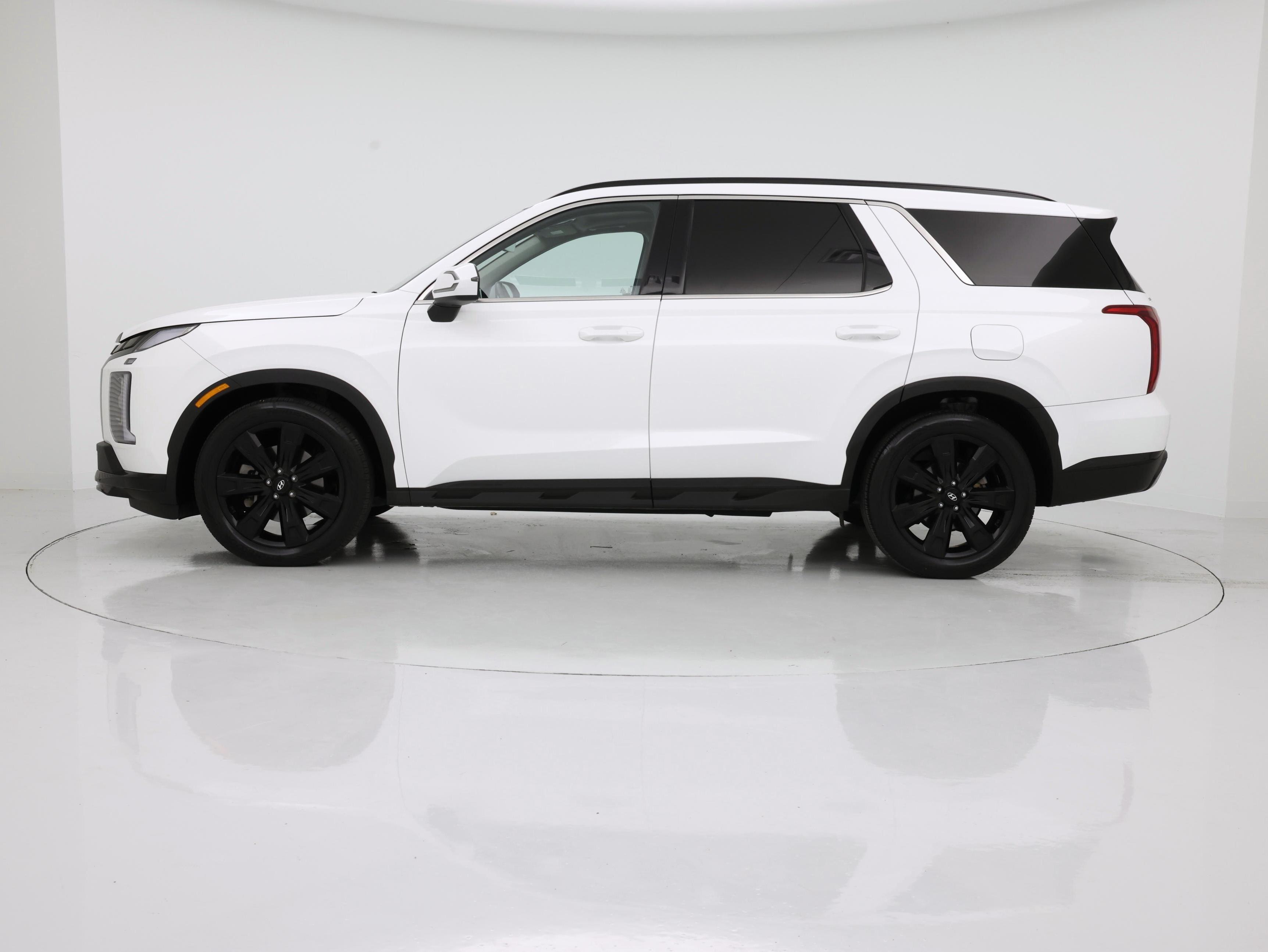Thumbnail: 2023 Hyundai Palisade - 3
