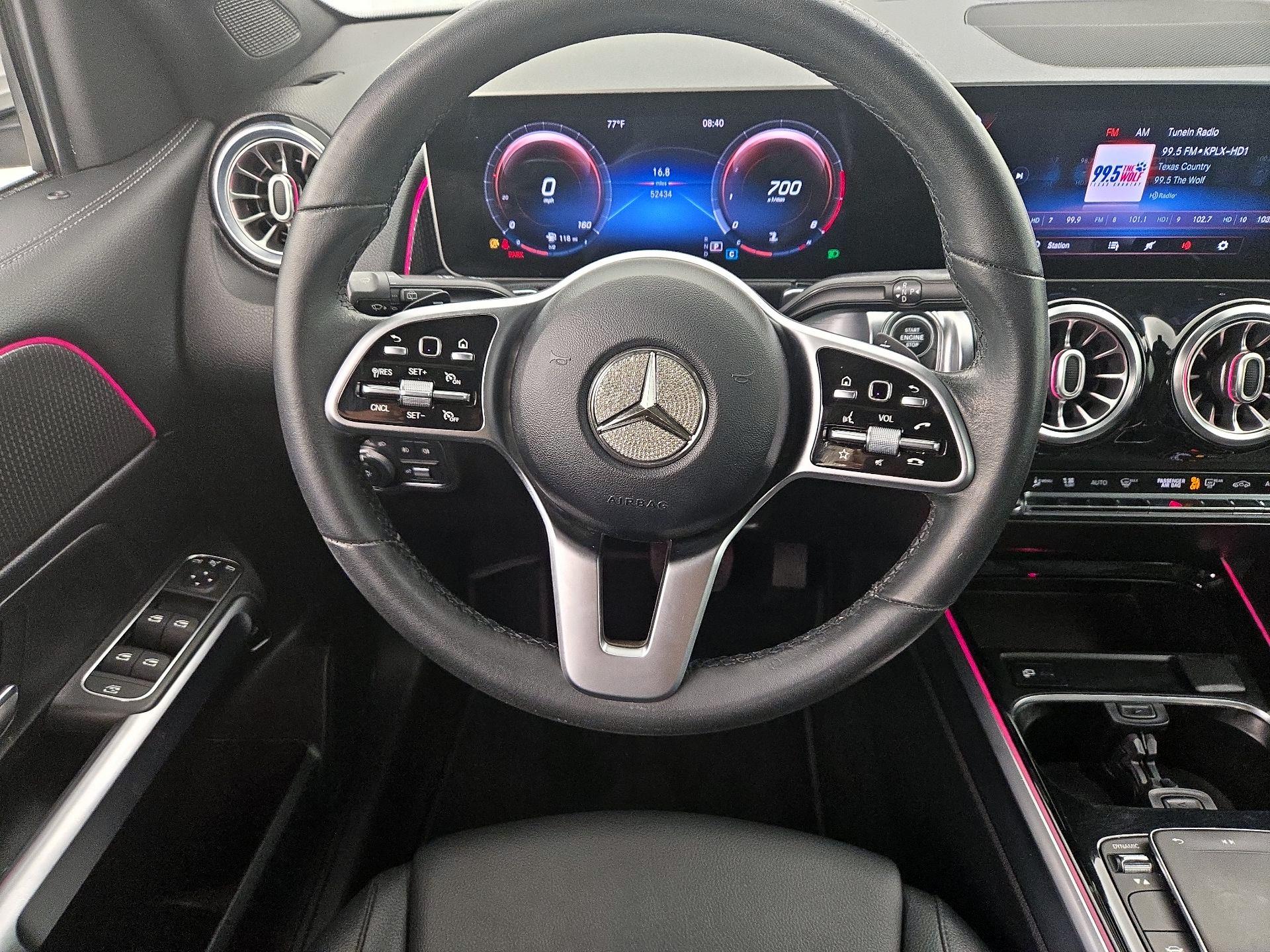 Thumbnail: 2021 Mercedes-Benz GLB - 10