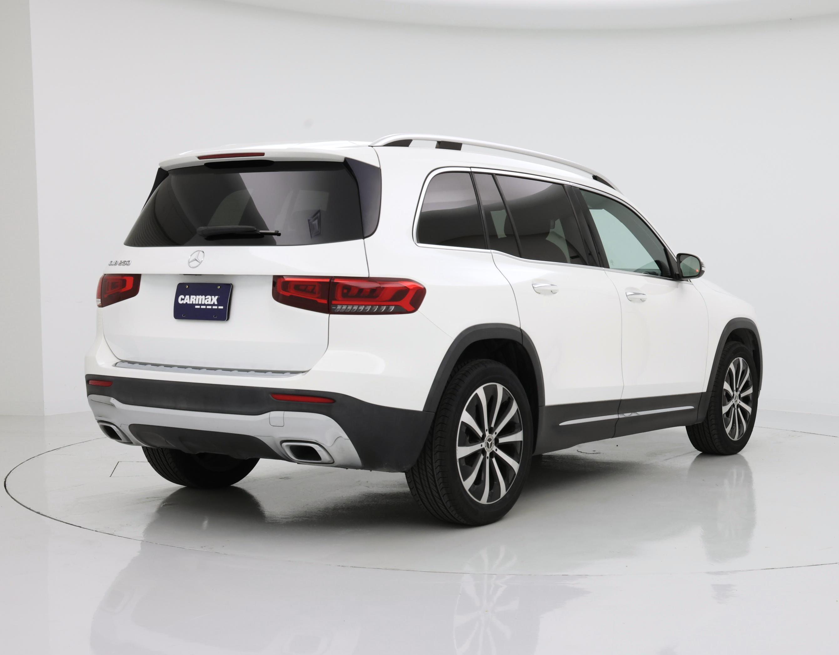 Thumbnail: 2021 Mercedes-Benz GLB - 8