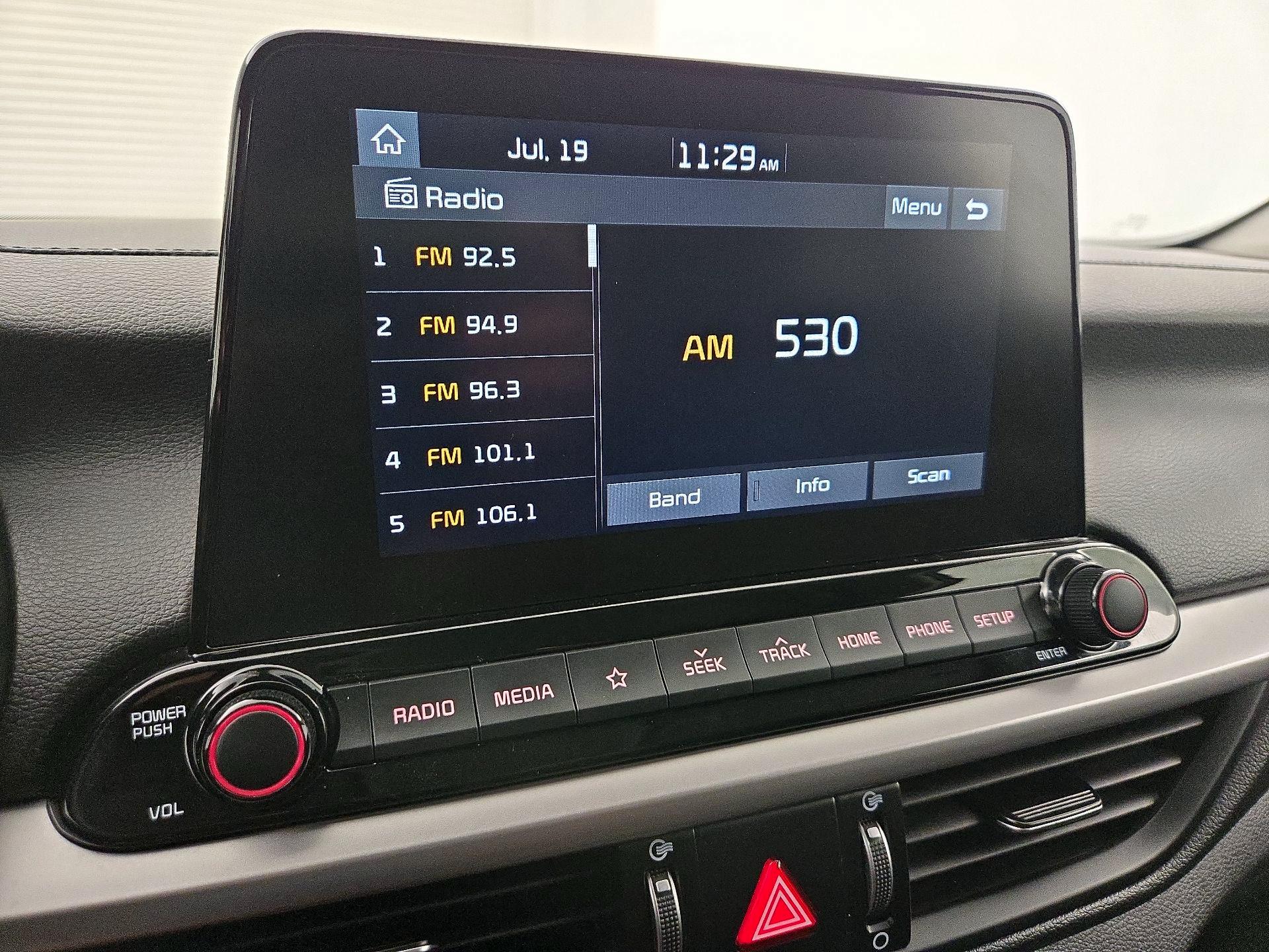 Thumbnail: 2021 Kia Forte - 15