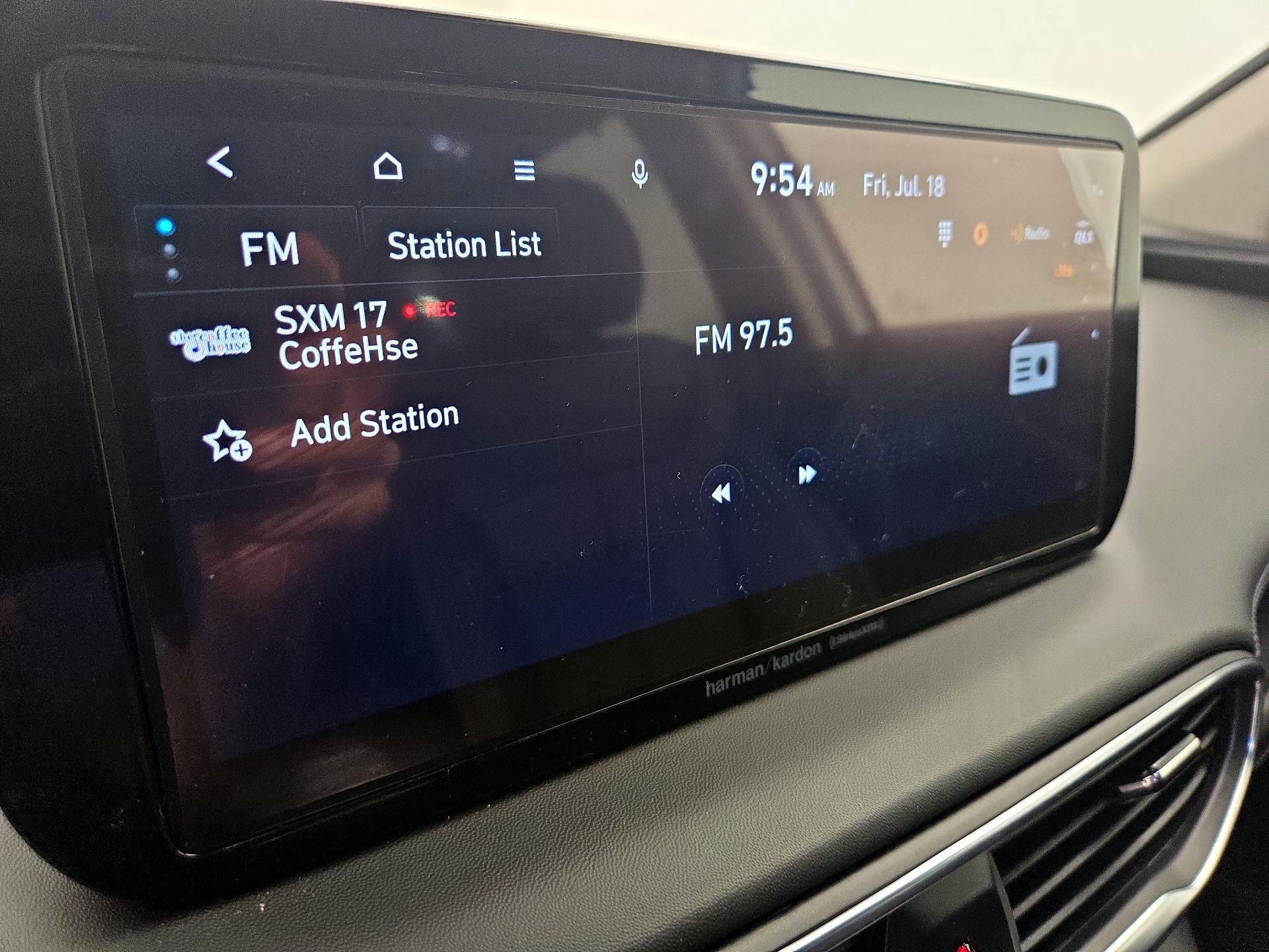 Thumbnail: 2023 Hyundai Santa Fe - 16