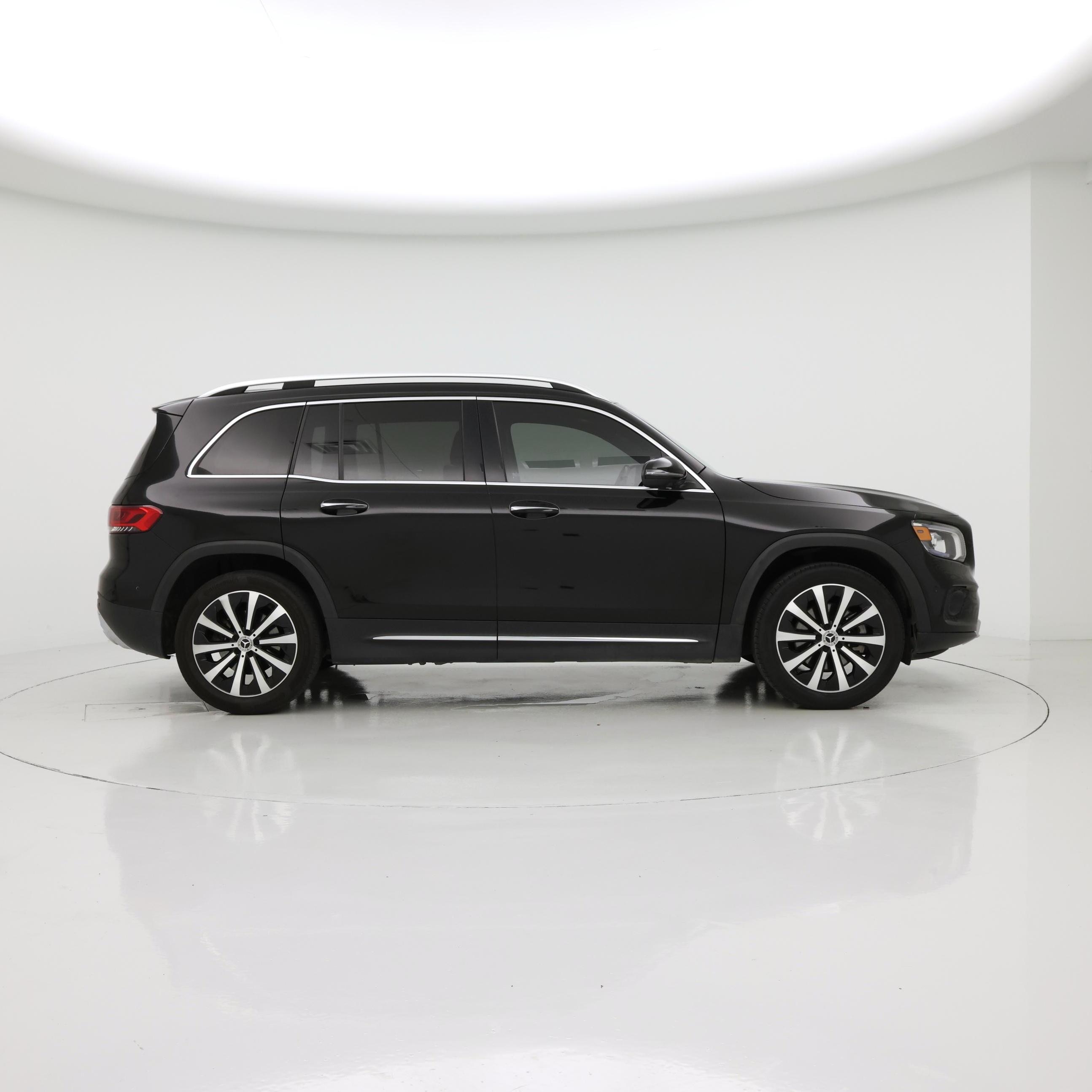 Thumbnail: 2023 Mercedes-Benz GLB - 7