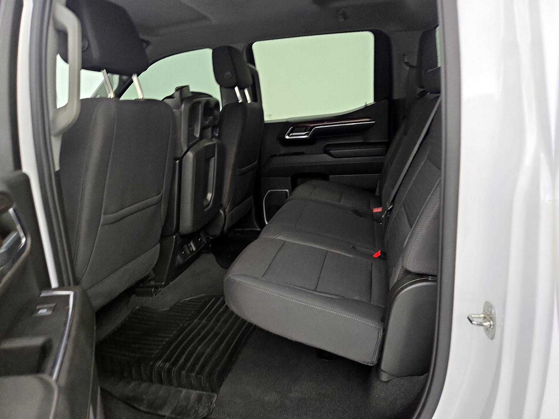 Thumbnail: 2023 Chevrolet Silverado 1500 - 20