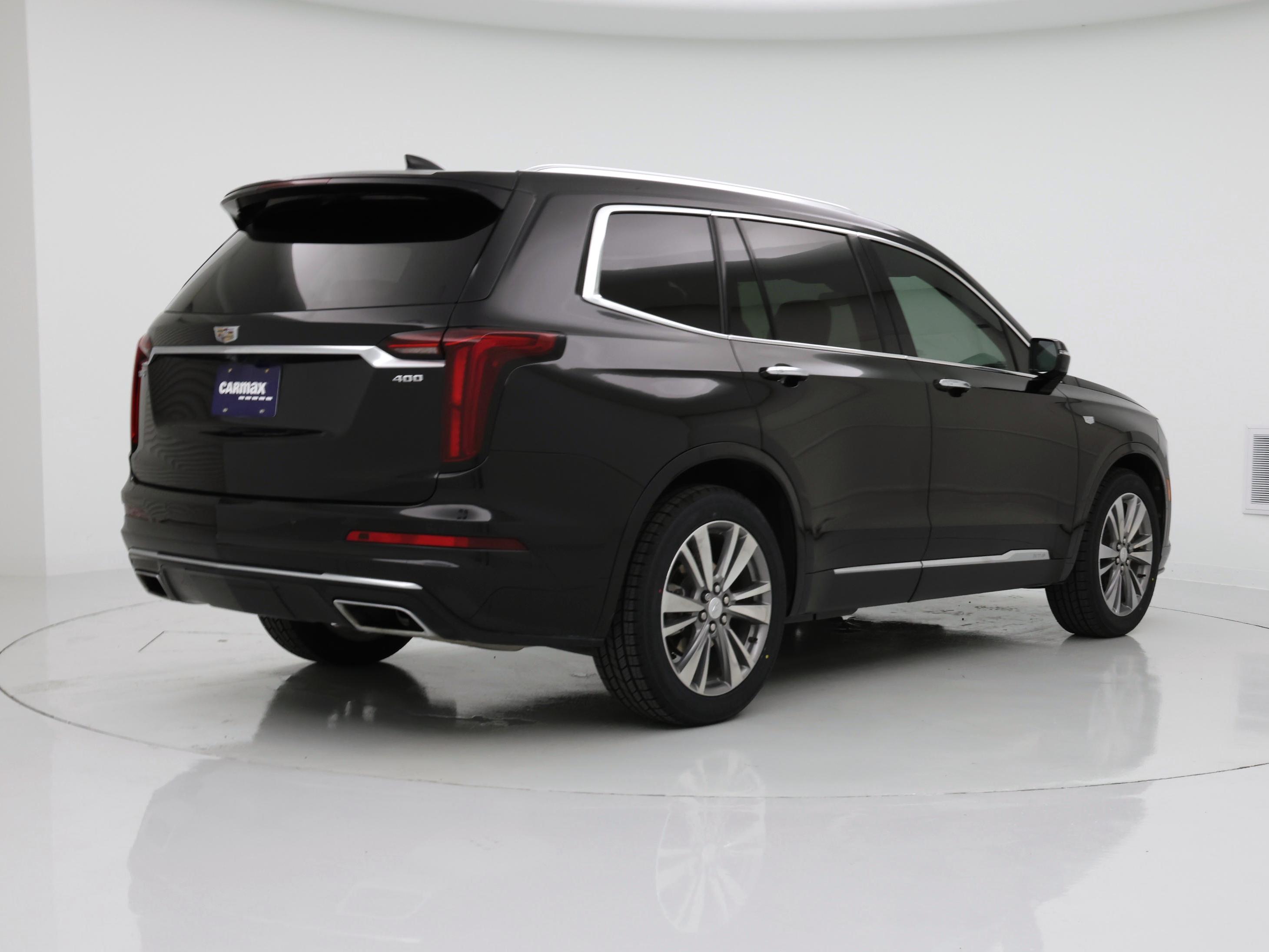 Thumbnail: 2022 Cadillac XT6 - 8