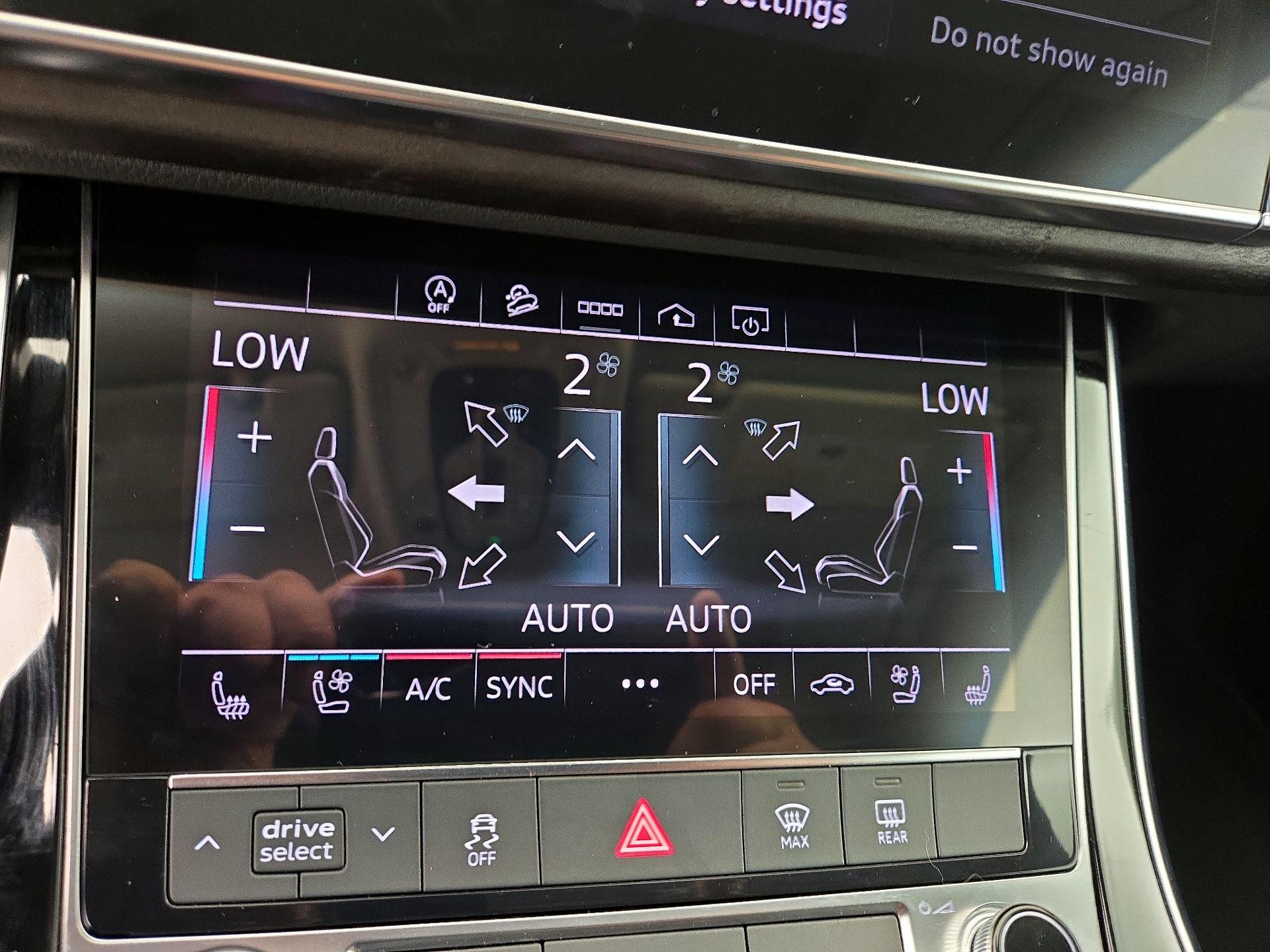 Thumbnail: 2021 Audi Q8 - 17