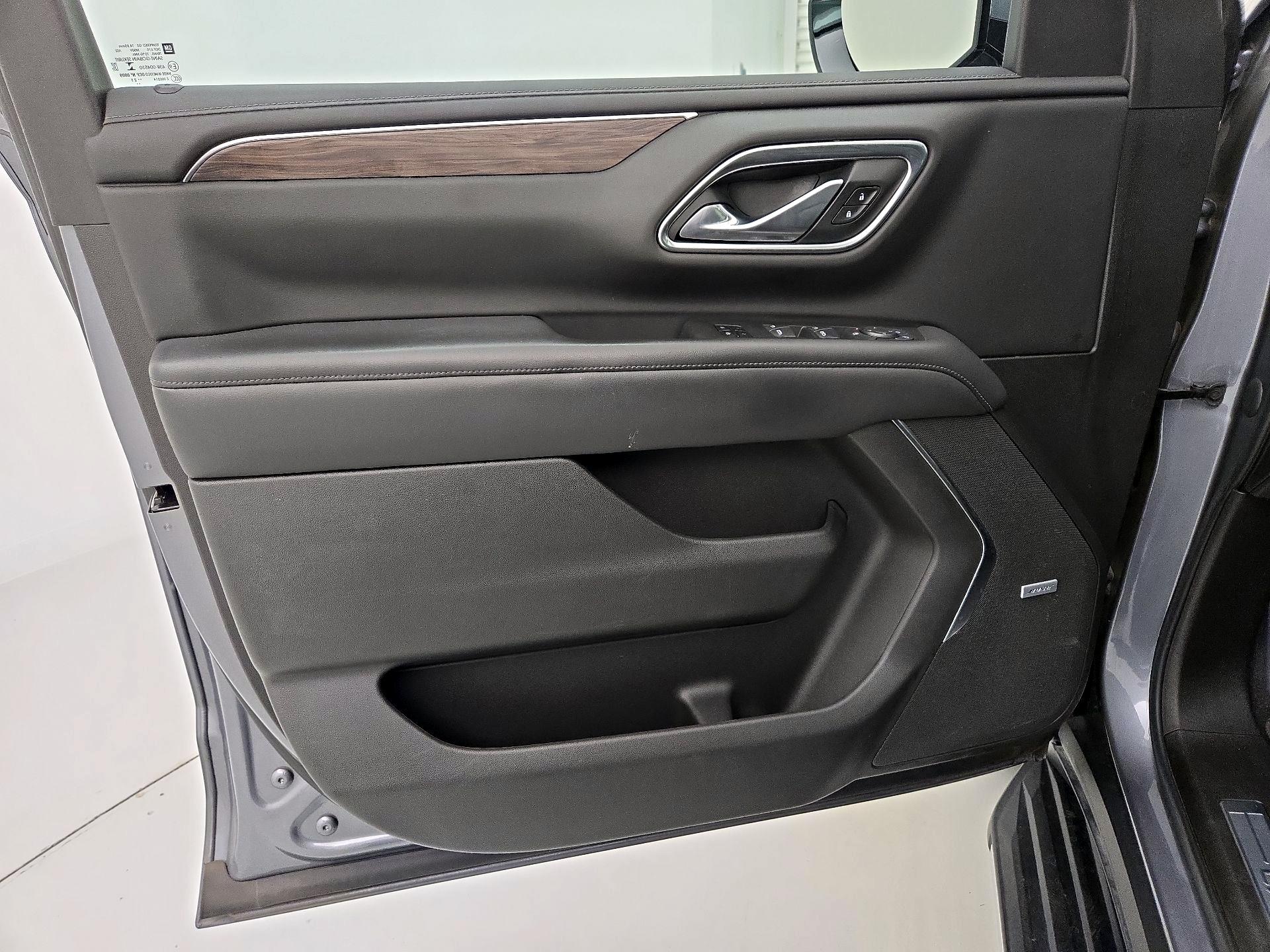 Thumbnail: 2021 Chevrolet Tahoe - 12