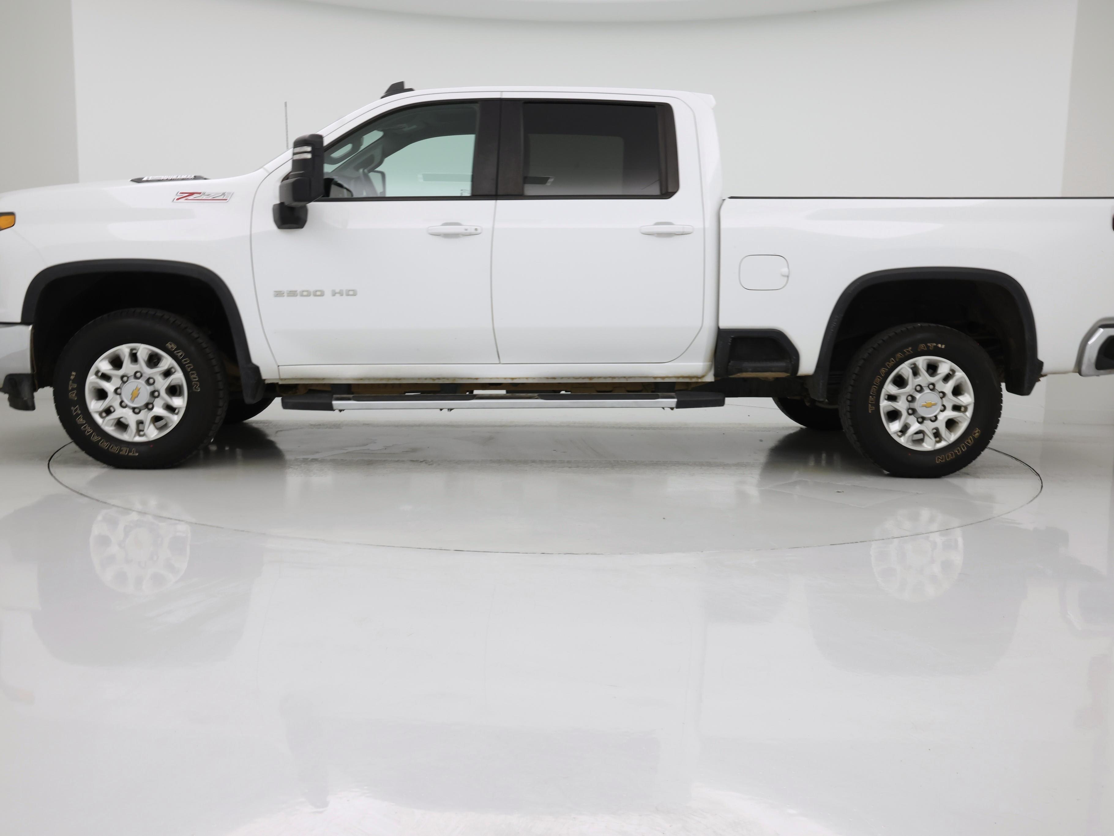 Thumbnail: 2023 Chevrolet Silverado 2500 - 3