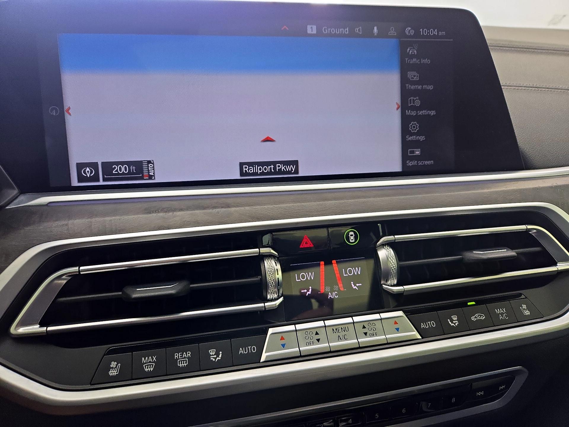 Thumbnail: 2022 BMW X7 - 14