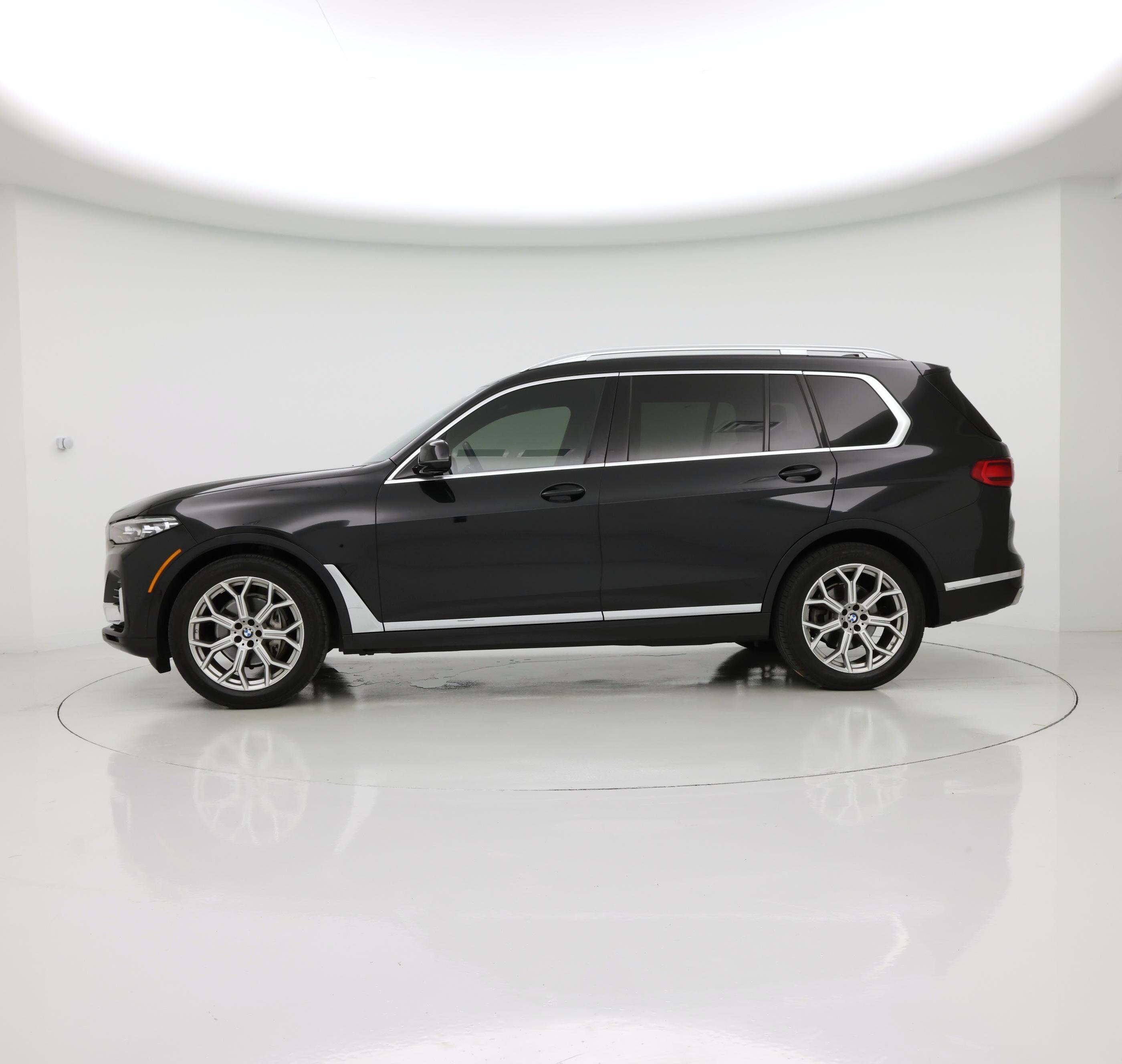Thumbnail: 2022 BMW X7 - 3